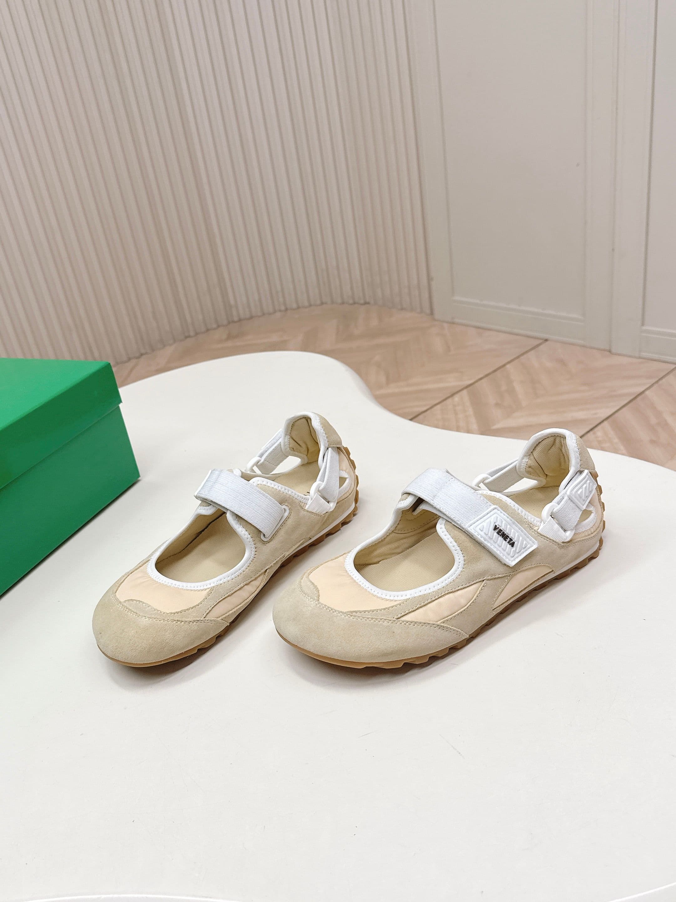 C188 New collection! Astaire Mary Jane ballet shoes with casual Velcro sneakers 2026 — image 6