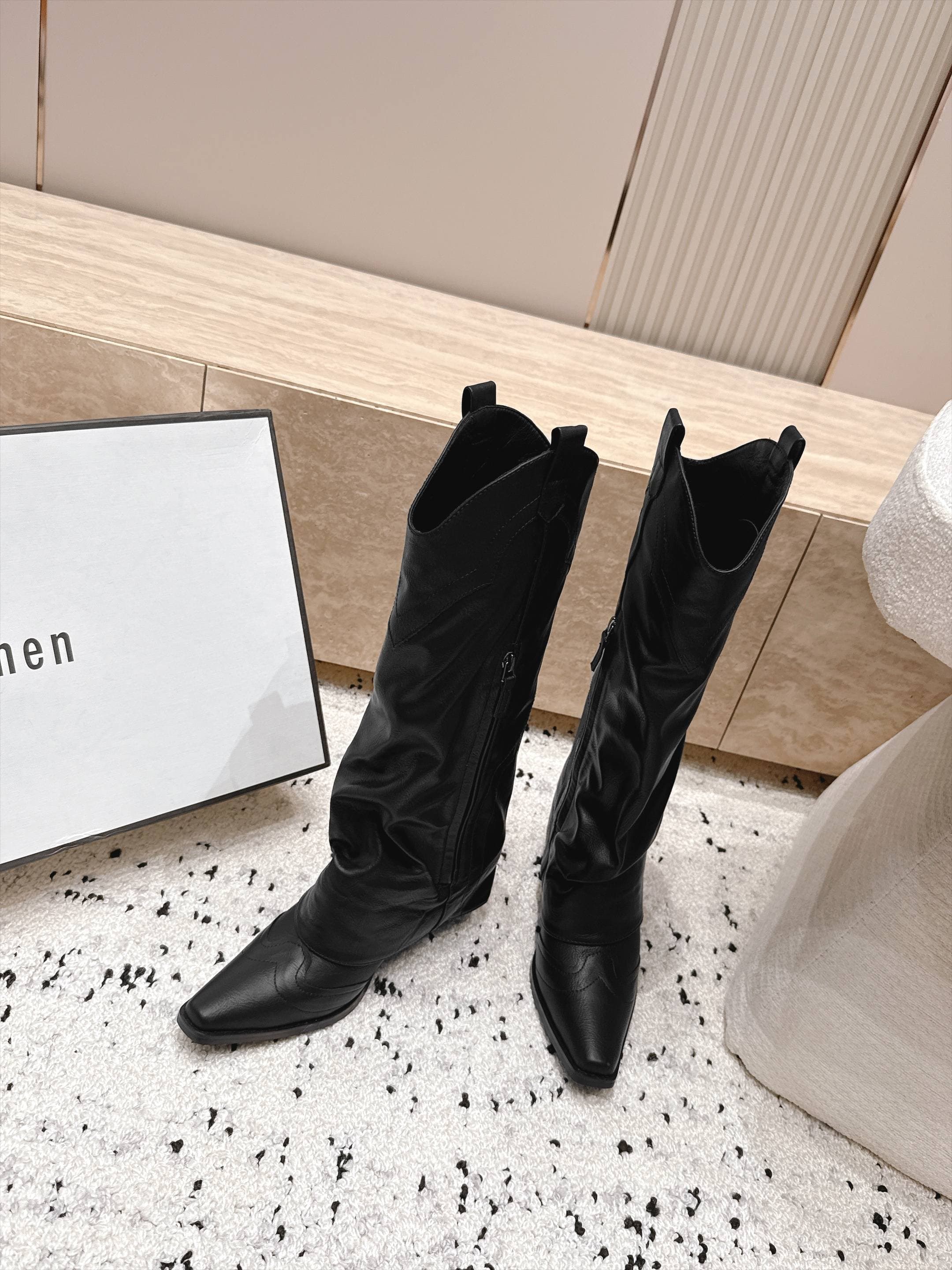 D8689 1couhe Niche trendy brand 26/vs Autumn new model boots series… Square-toe, thick-heeled pants boots — image 3