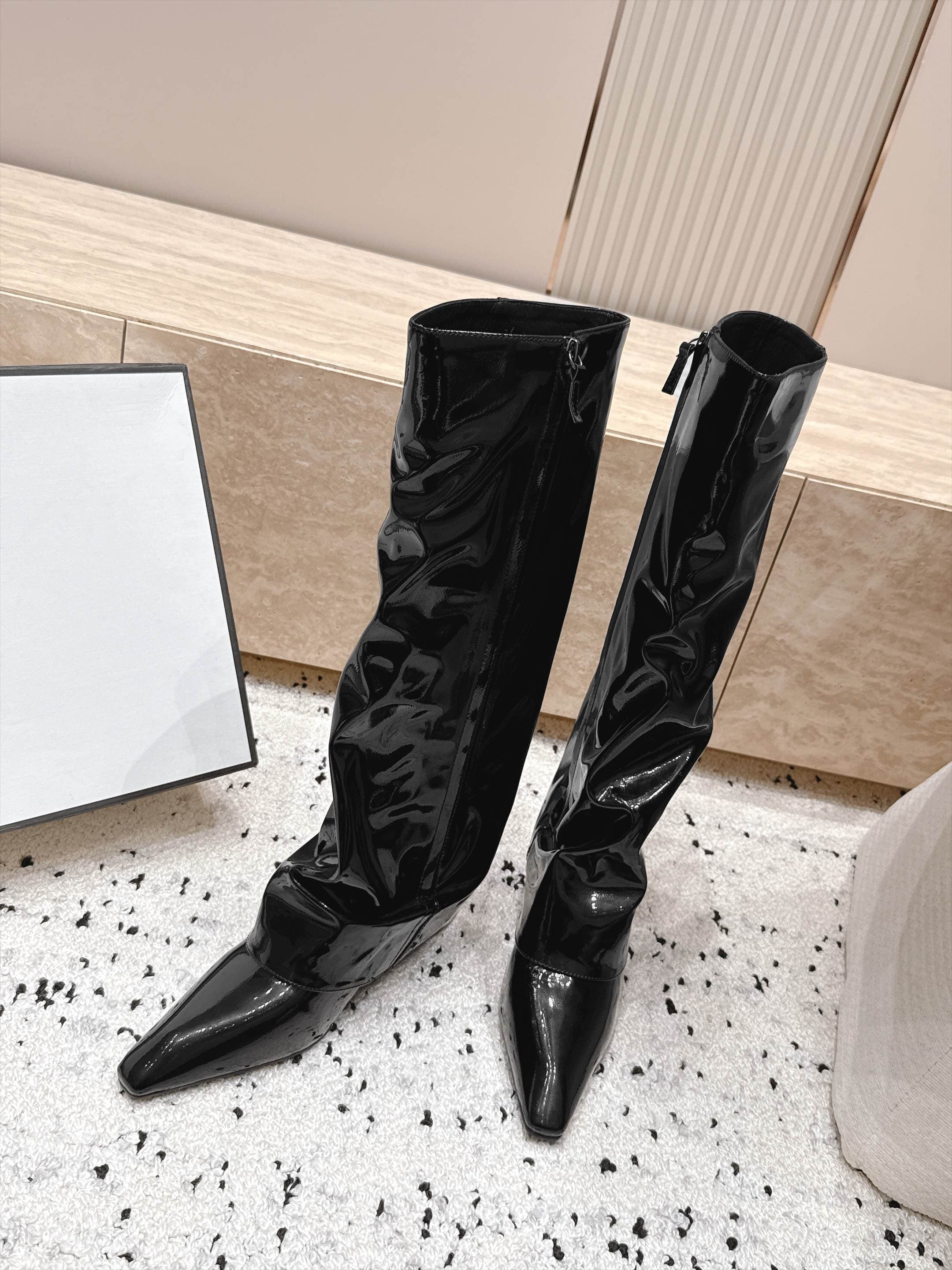 D8684 1couhe Niche trendy brand 26/vs Autumn new model shoes collection… Square toe, thick heel pants shoes — image 3