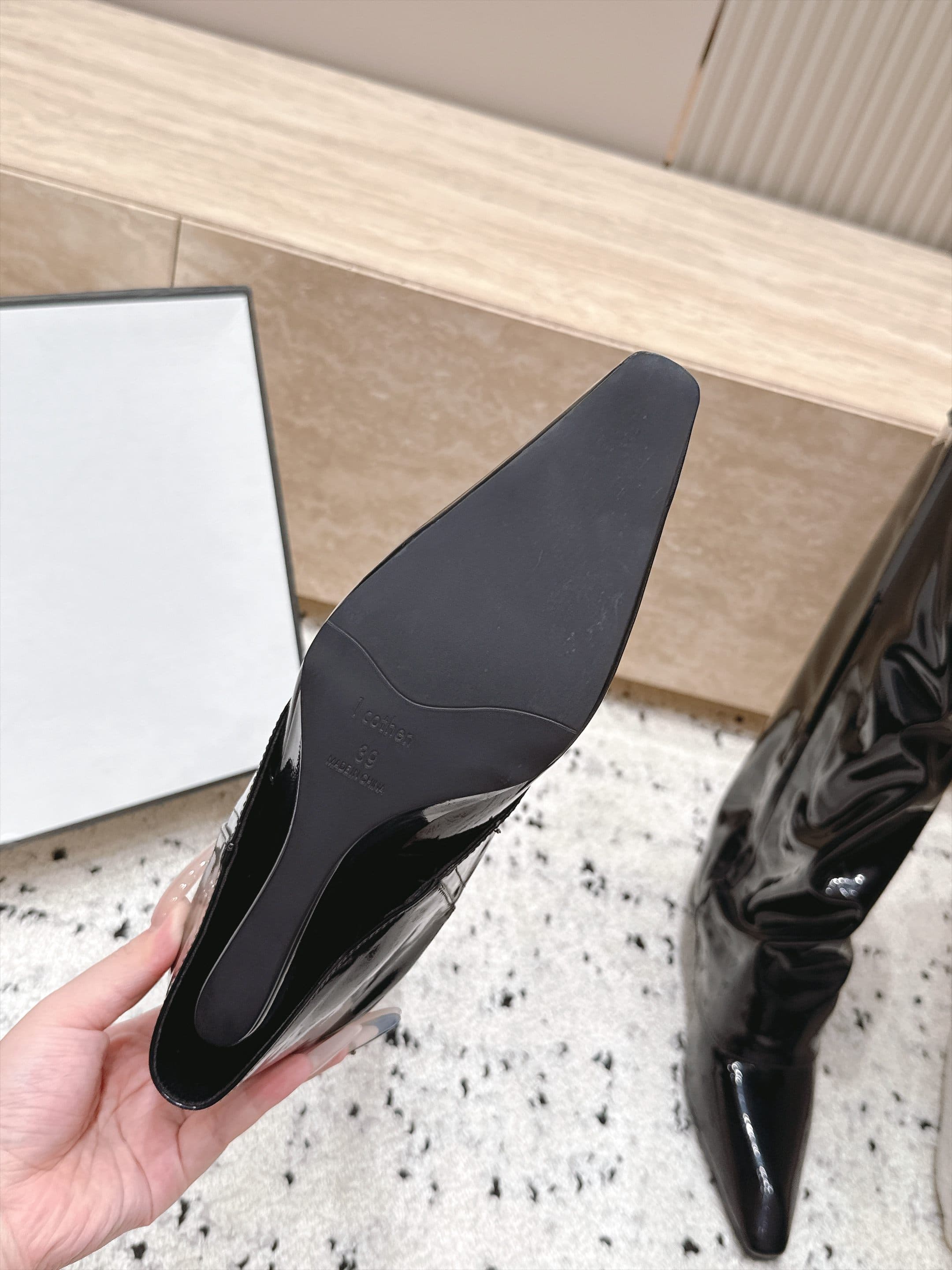 D8684 1couhe Niche trendy brand 26/vs Autumn new model shoes collection… Square toe, thick heel pants shoes — image 6