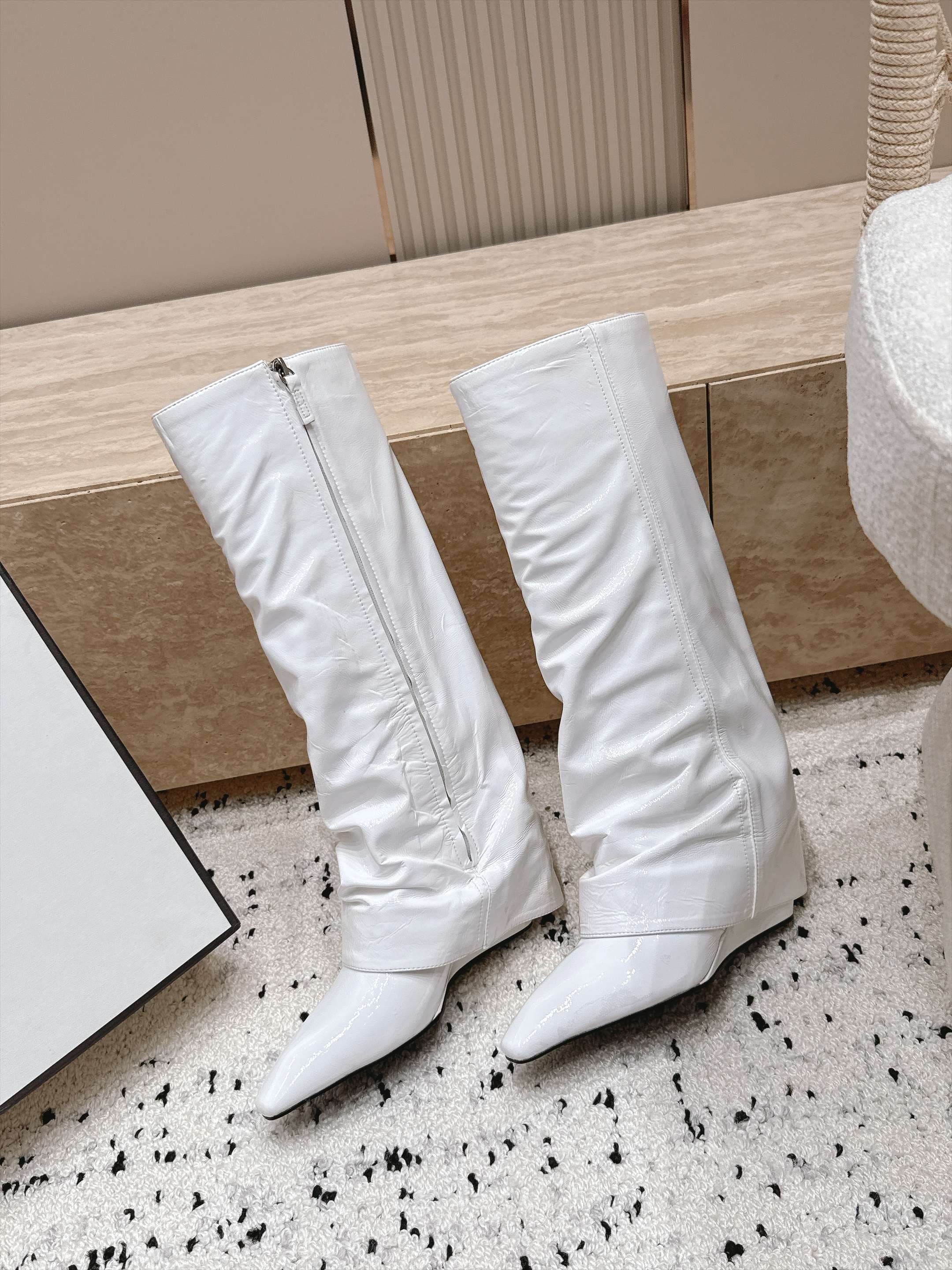D8683 1couhe Niche trendy brand 26/vs Autumn new model shoes series… Square-toe, thick-heel pants boots — image 4