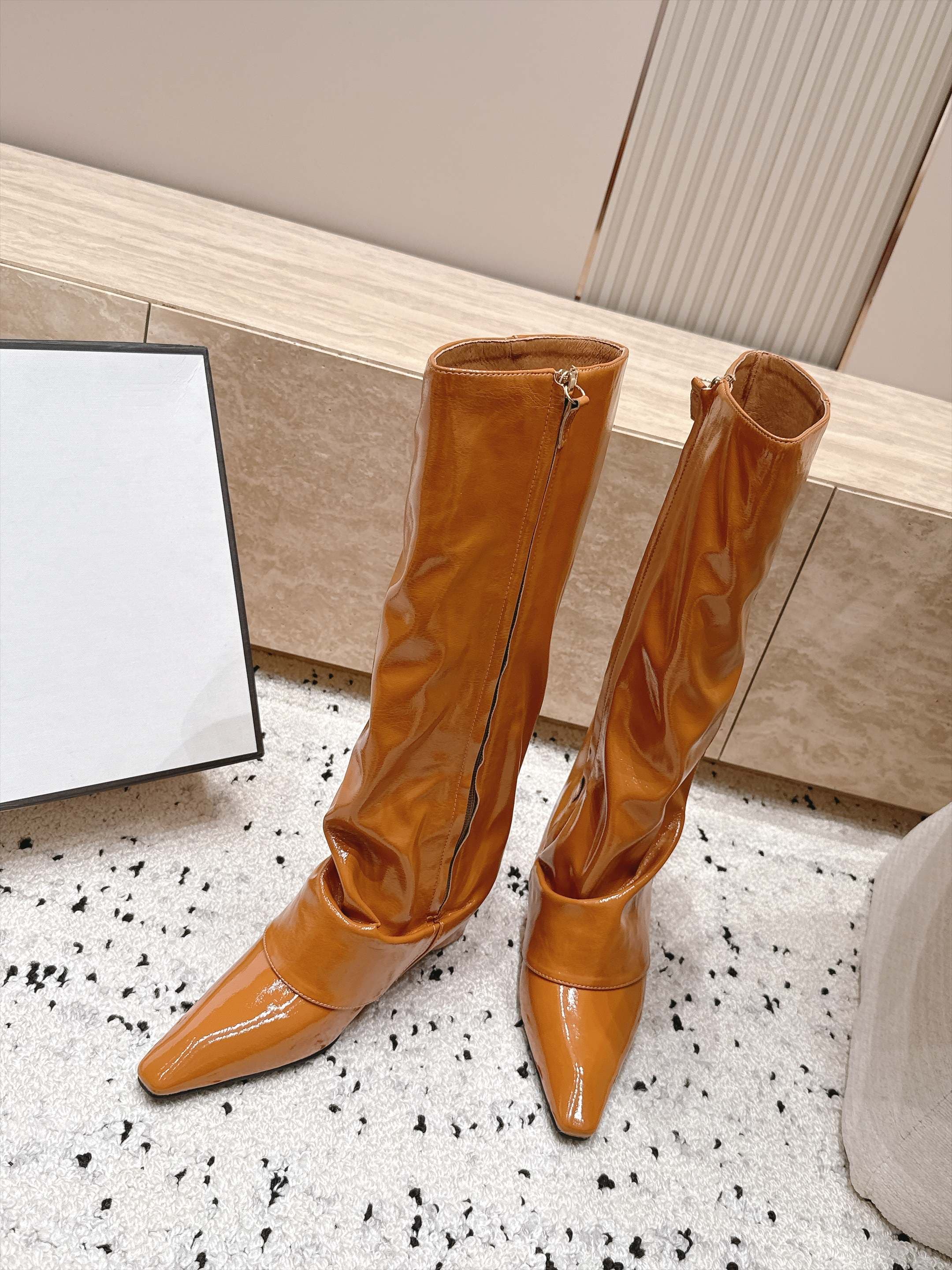 D8681 1couhe Niche trendy brand 26/vs Autumn new model shoes collection… Square toe, thick heel pants shoes — image 3