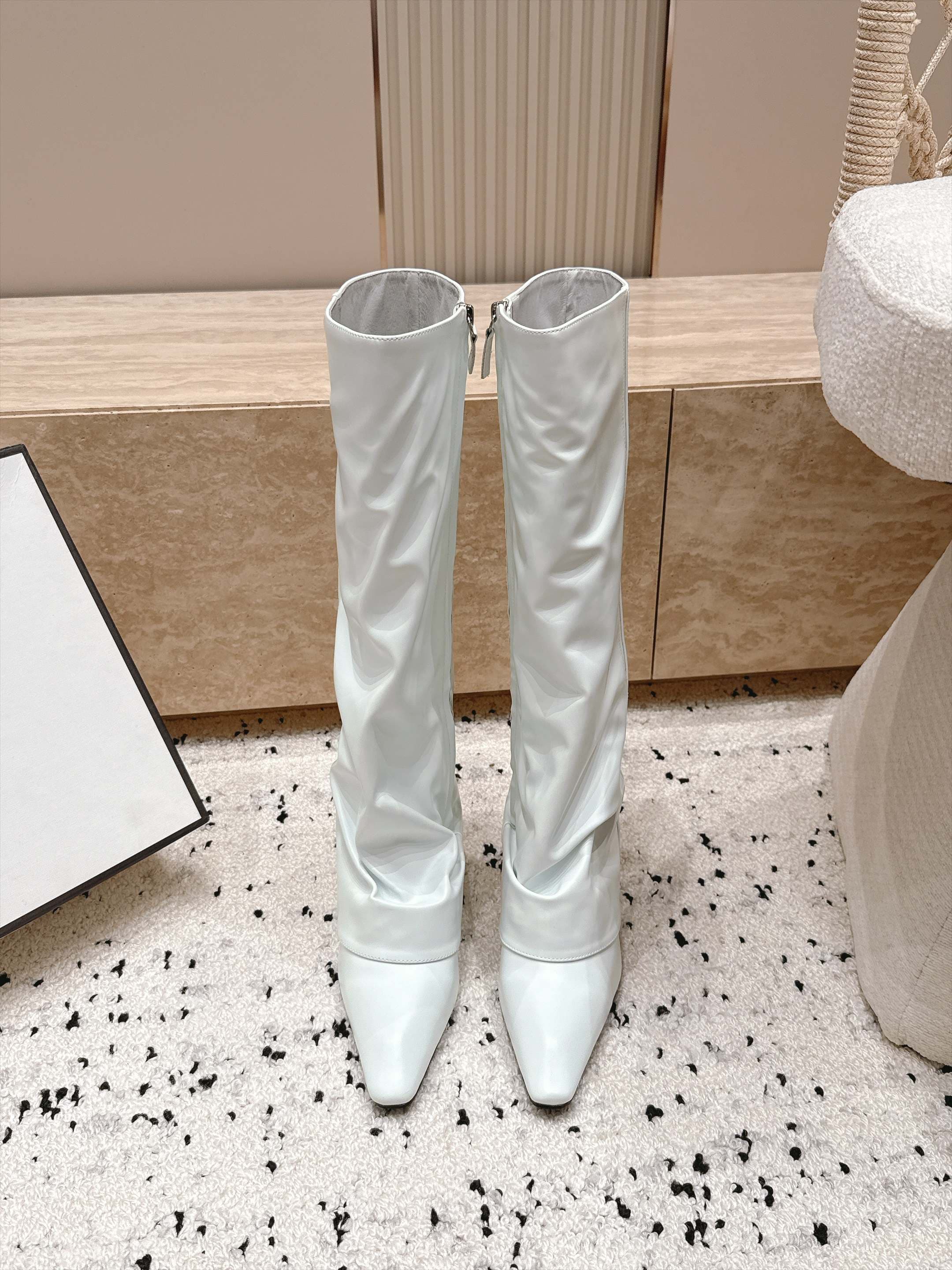 D8682 1couhe Niche trendy brand 26/vs Autumn new model boots series… Square-toe, thick-heeled pants boots — image 2