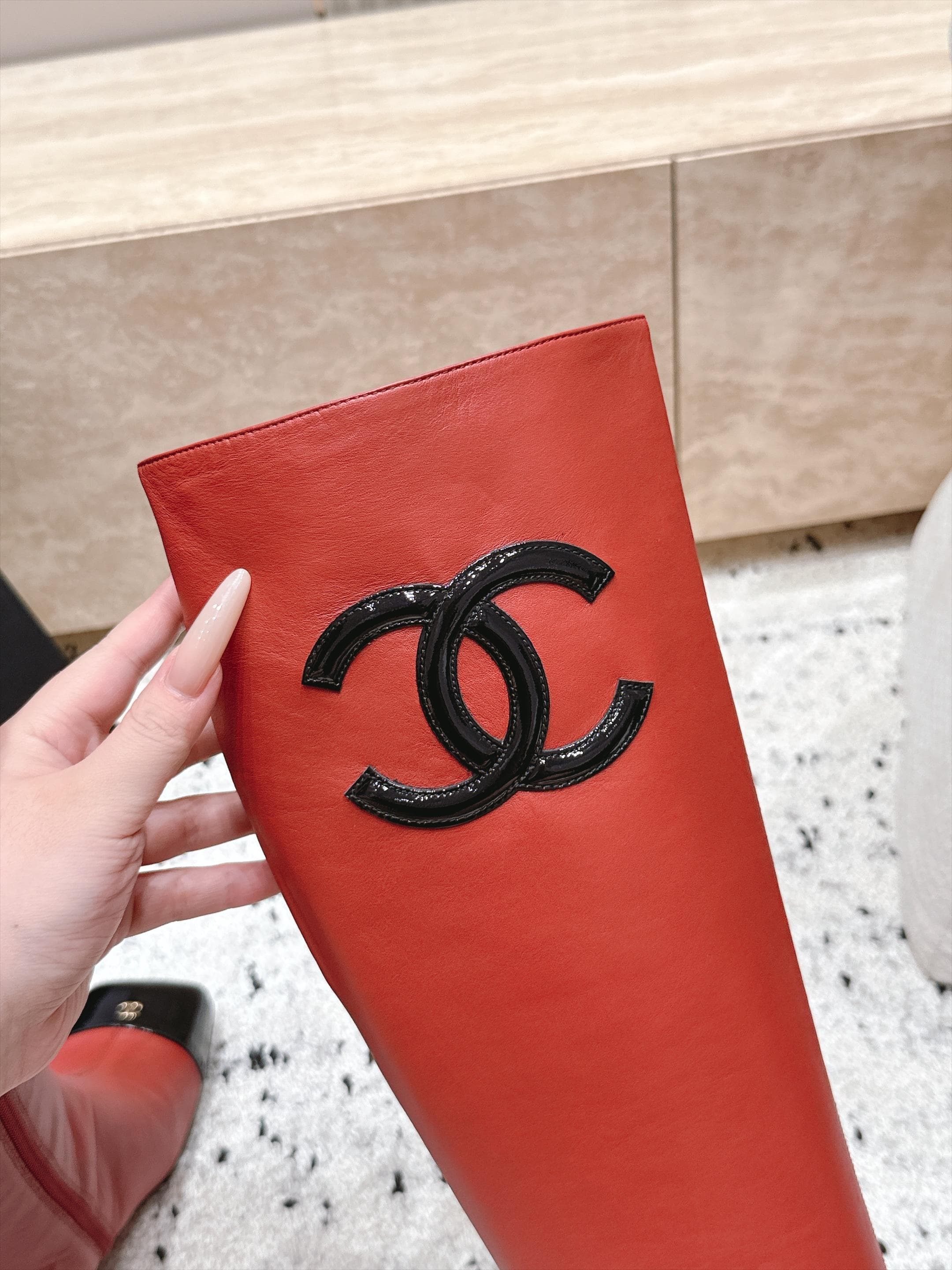 D8696 Chanel 2026vs Fall/Winter New Boot Collection... Square-toe high heels, long boots with classic mixed colors, exuding elegance — image 6