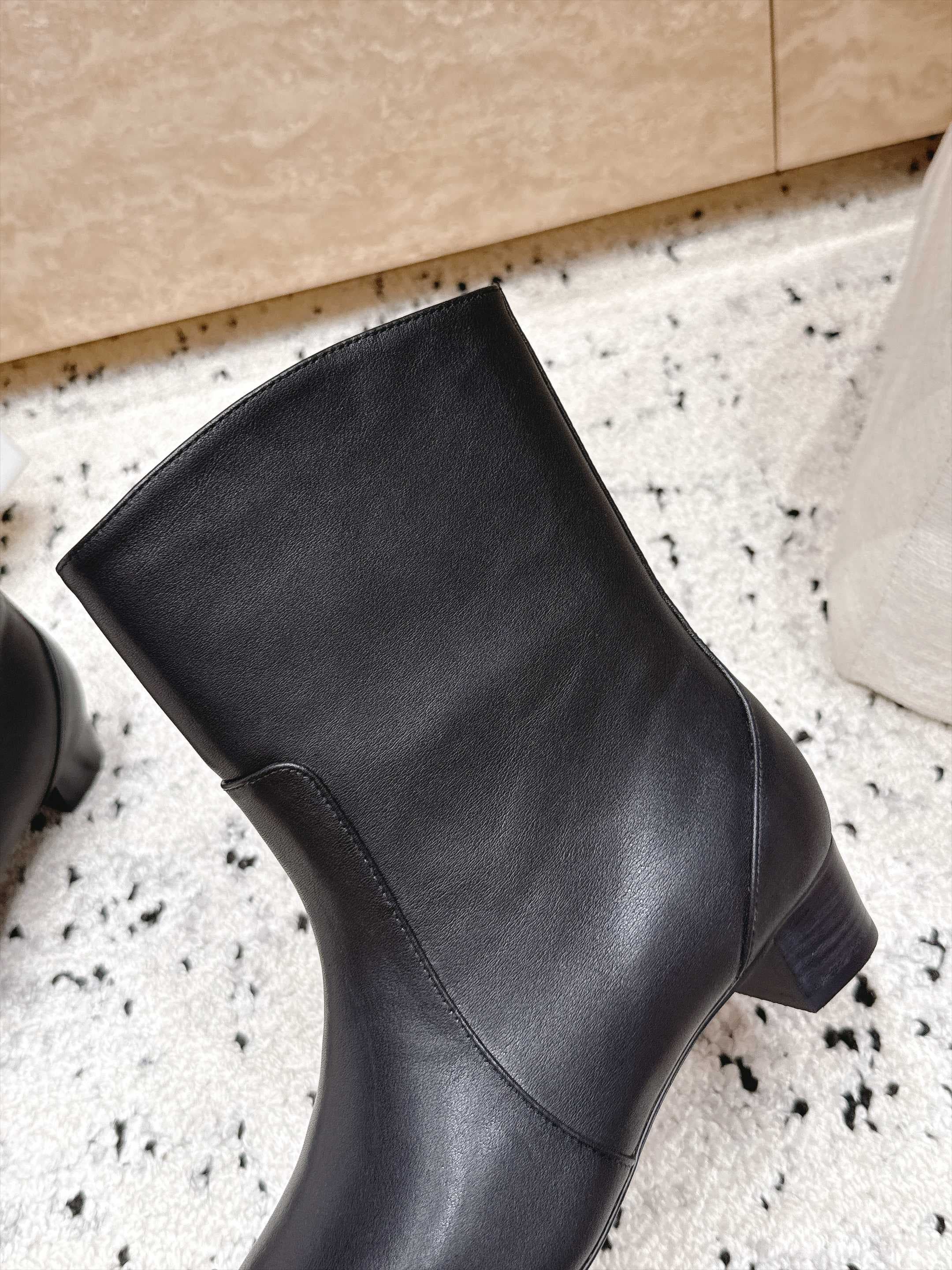 D8719 BY FAR～2026vs Autumn New Fashion Boots Collection… — image 4