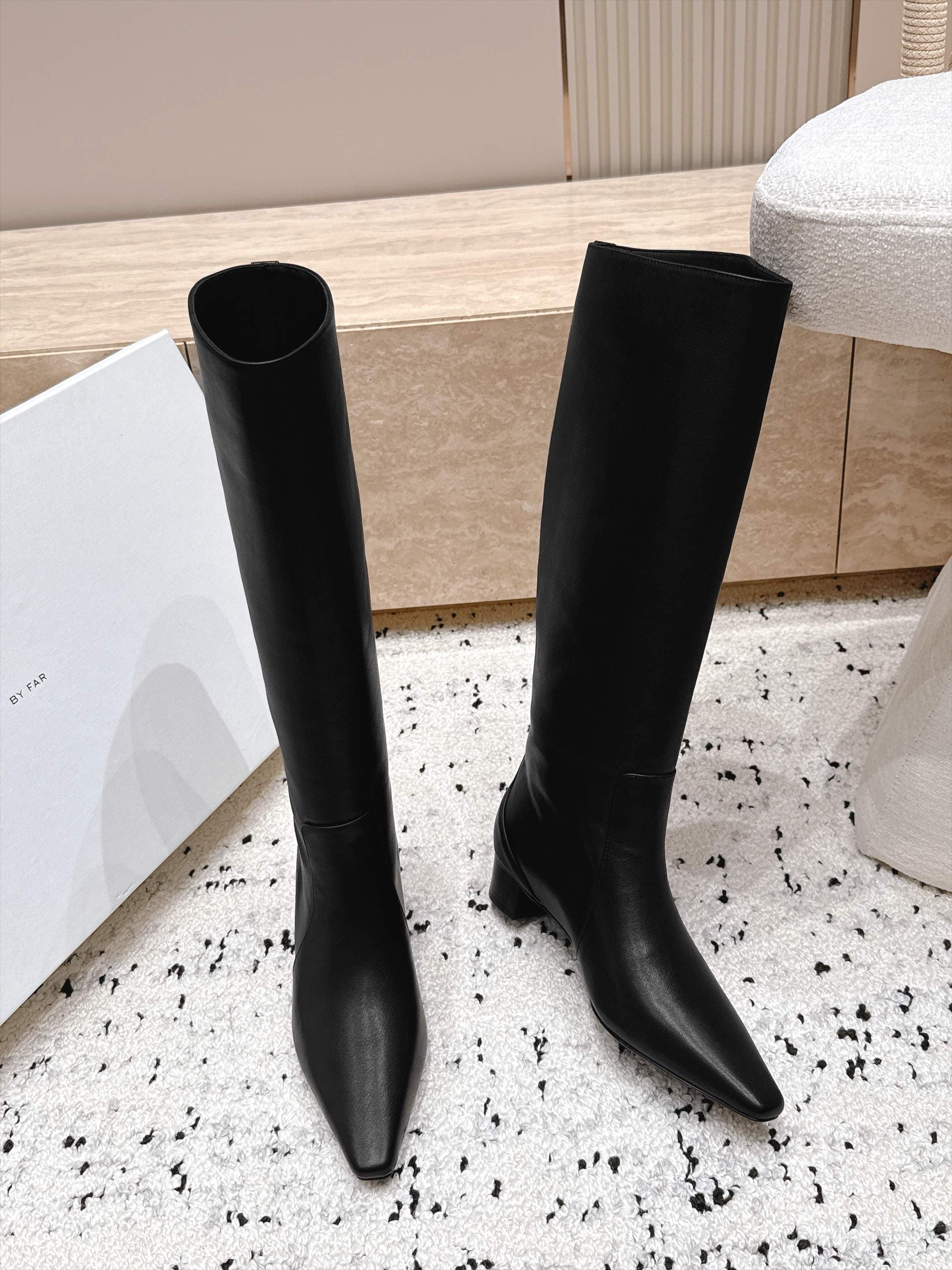D8714 BY FAR～2026vs Autumn New Fashion Boots Collection… — image 7