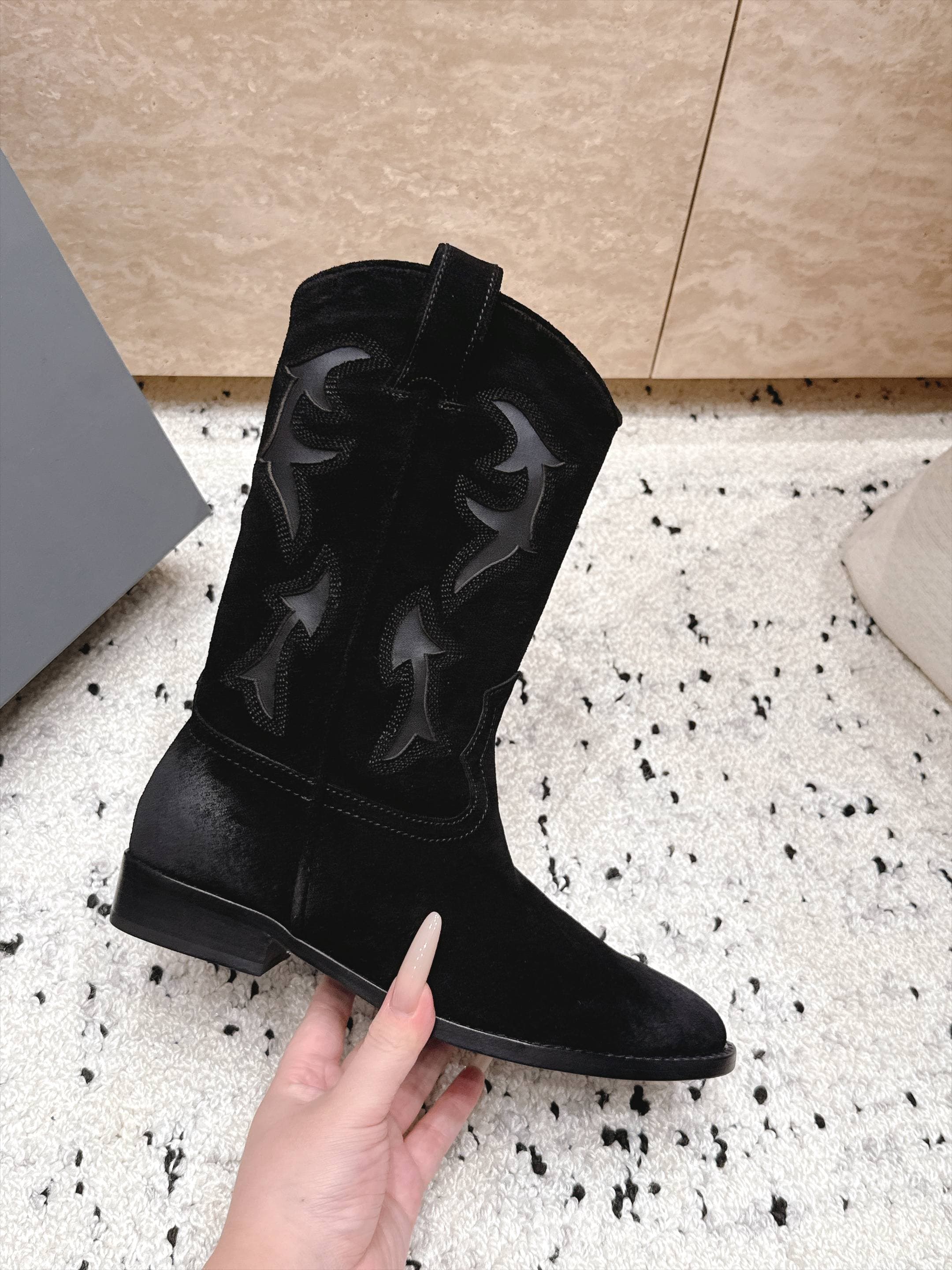 D8711 SARTORE～2026vs Vintage/Retro High Boots for Autumn and Winter — image 4