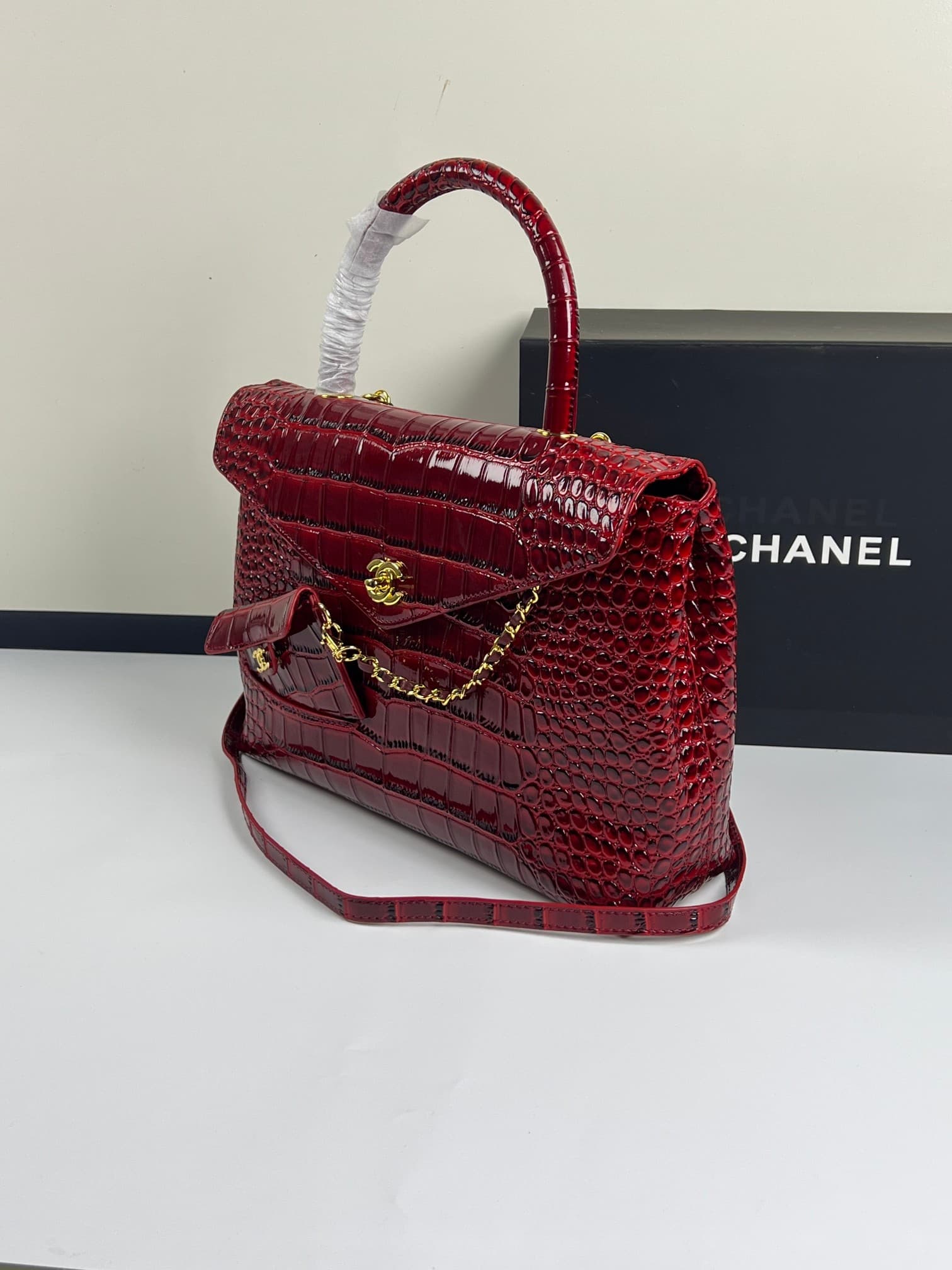 C1854 Chanel26s New model, extra-large cf Maxi Flap — image 2