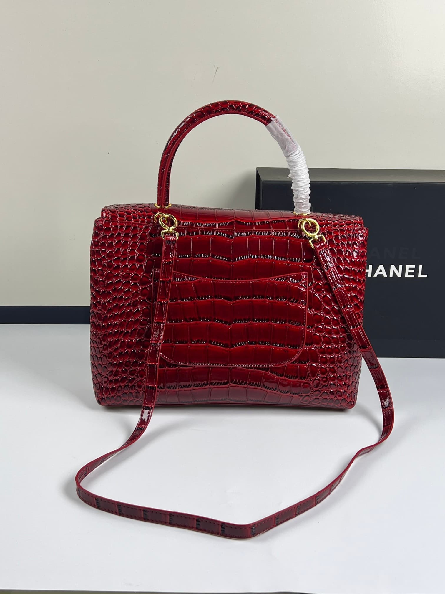 C1854 Chanel26s New model, extra-large cf Maxi Flap — image 3