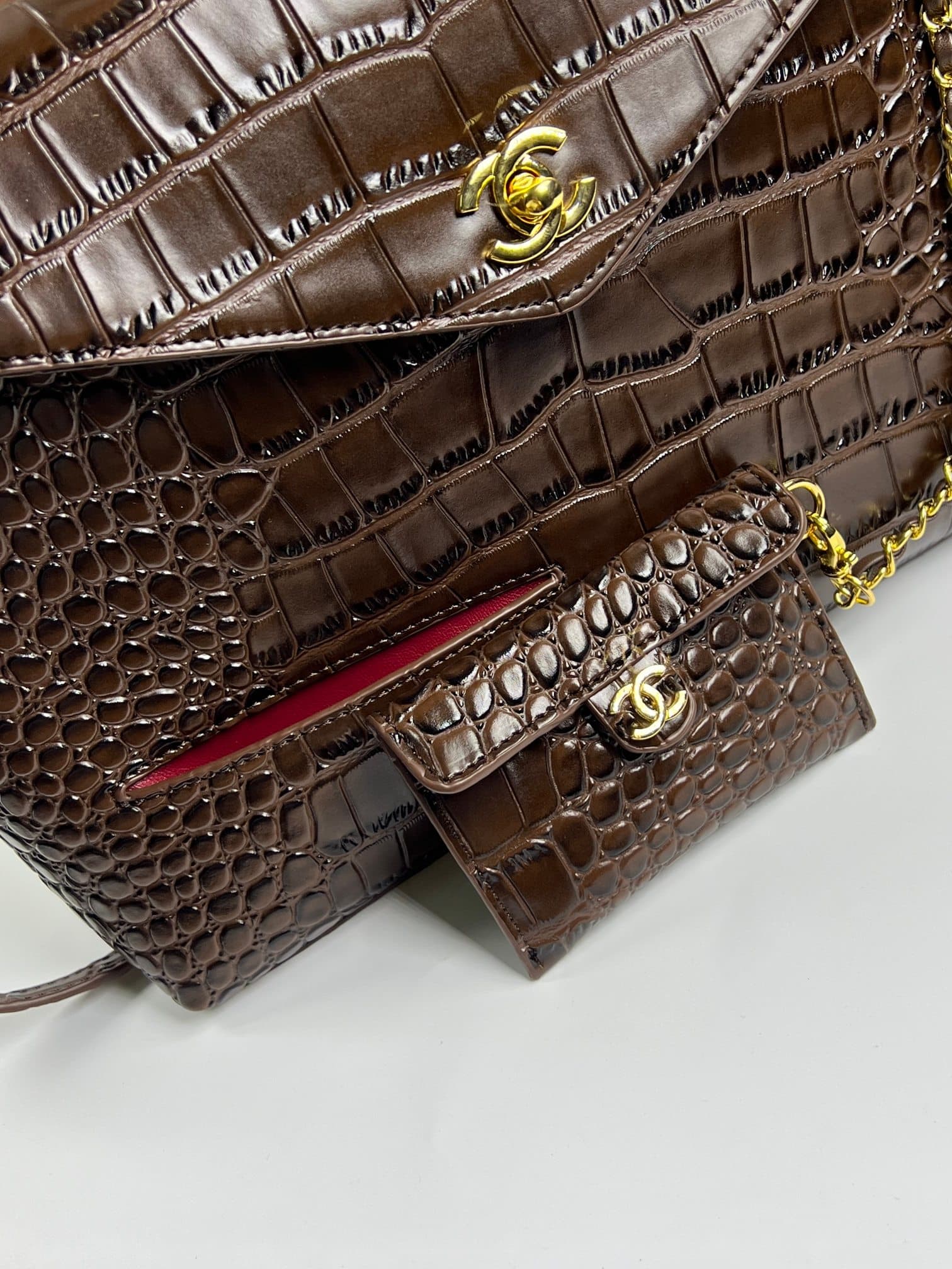 C1853 Chanel26s new model, oversized cf Maxi Flap — image 6