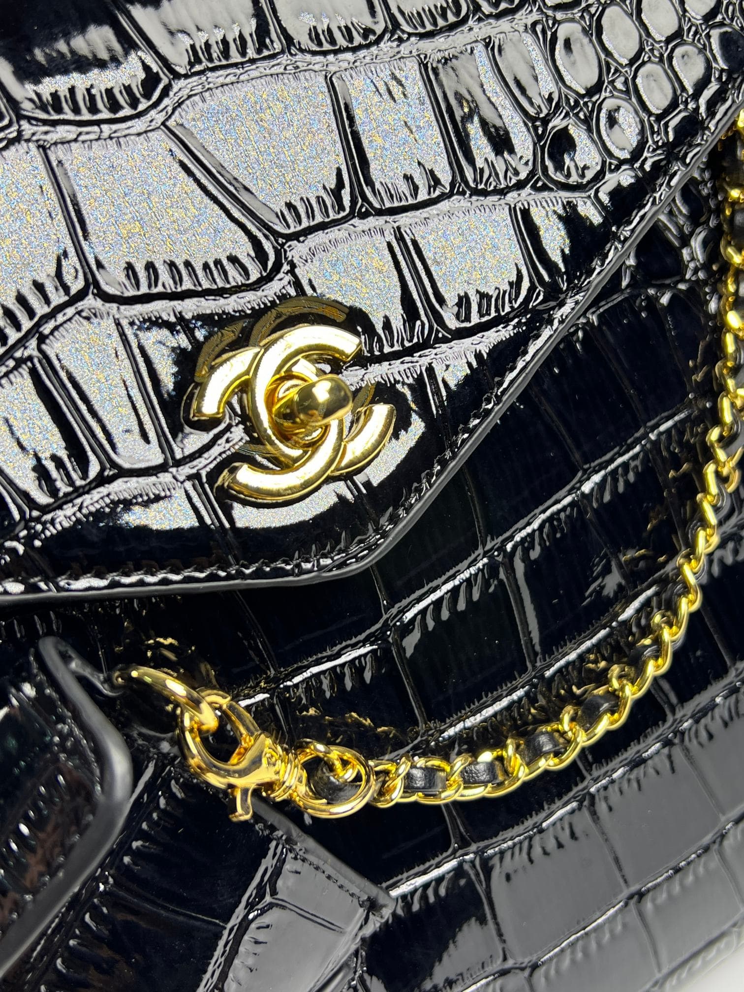 C1852 Chanel26s New model, extra-large cf Maxi Flap — image 5