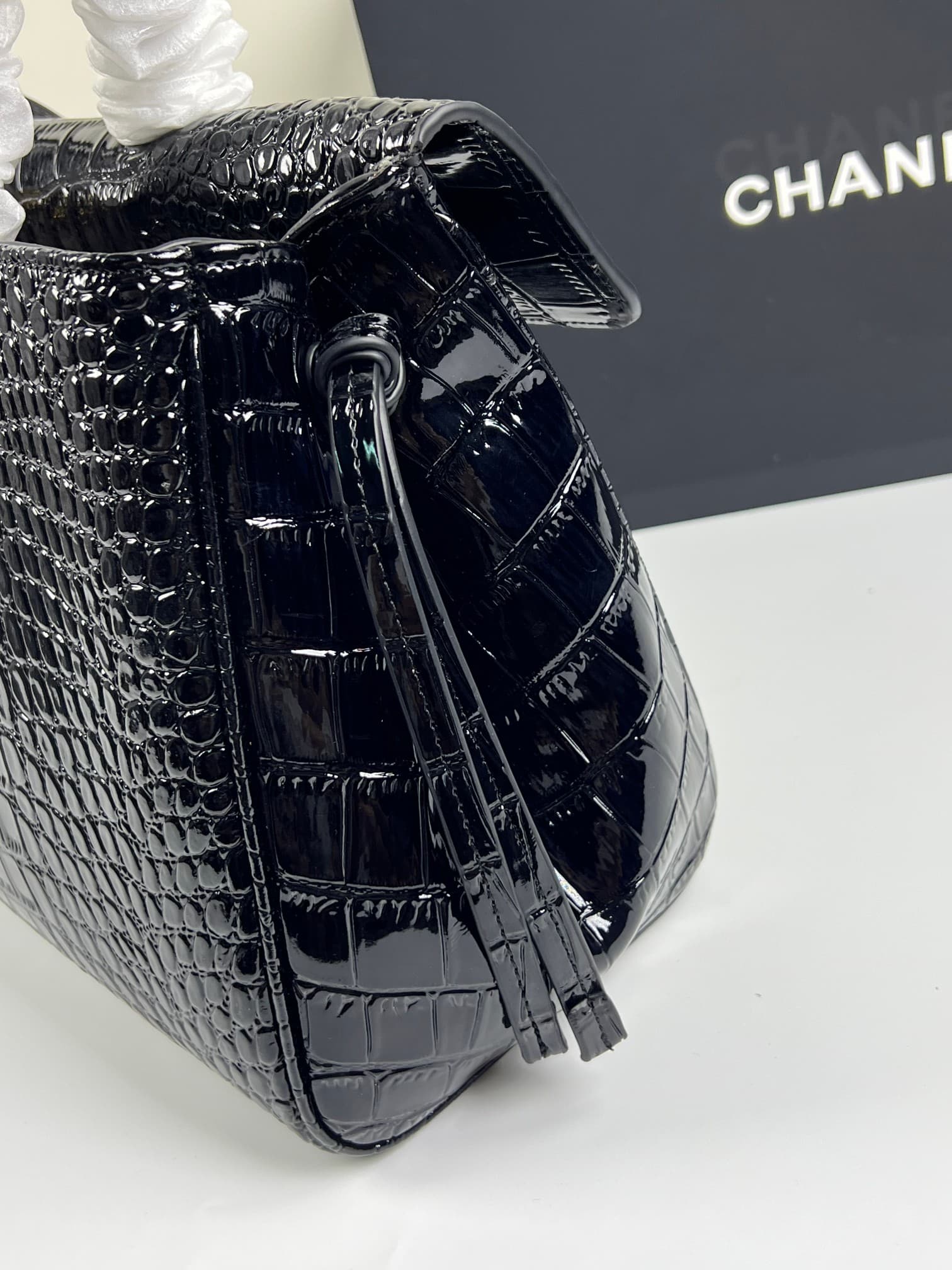C1856 Chanel26 style bag with a top layer of crocodile skin, new design, oversized size – cf Maxi Flap — image 6