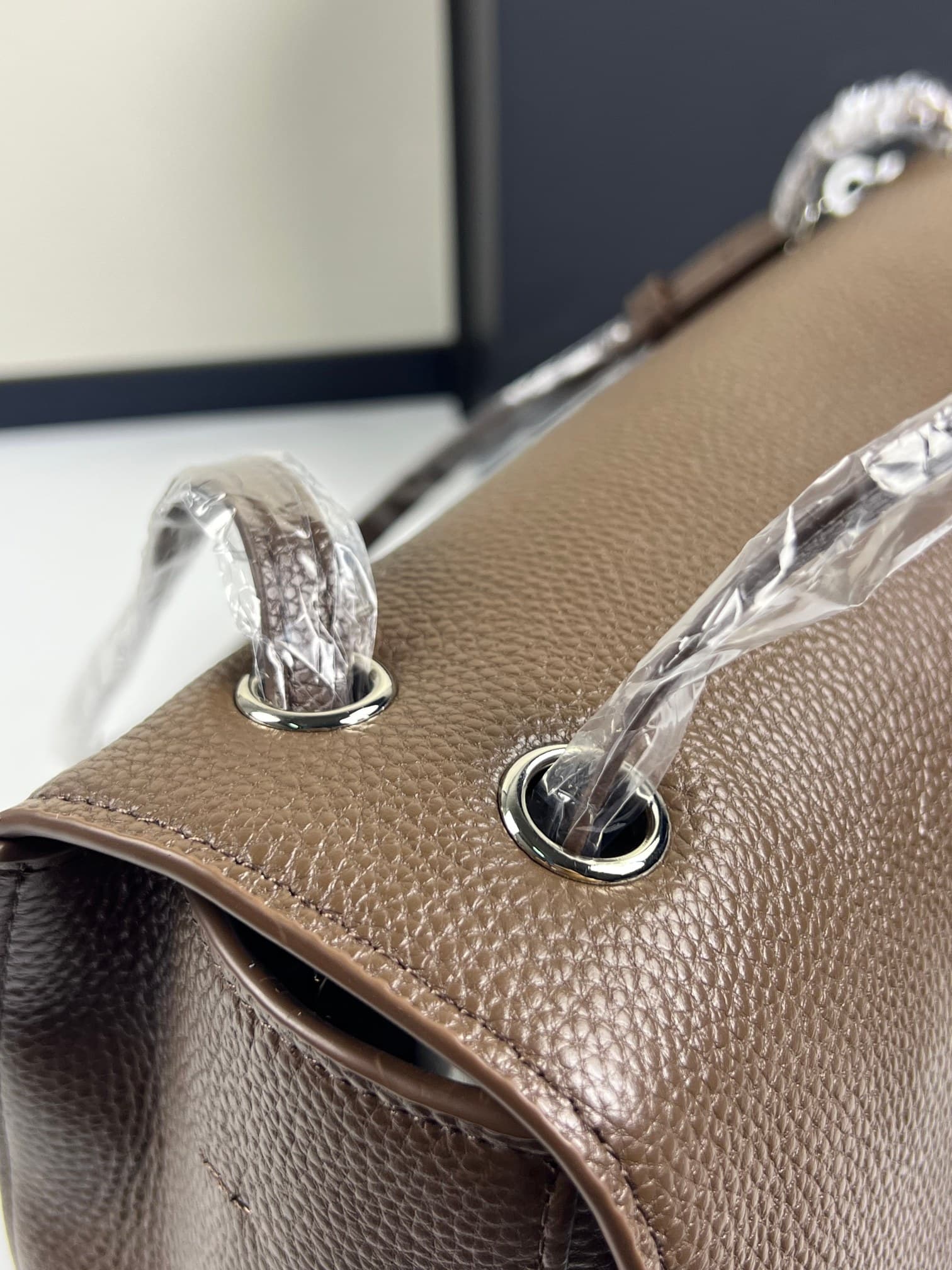 C1848 ChanelaA new model with an extra-large cf Maxi Flap — image 6