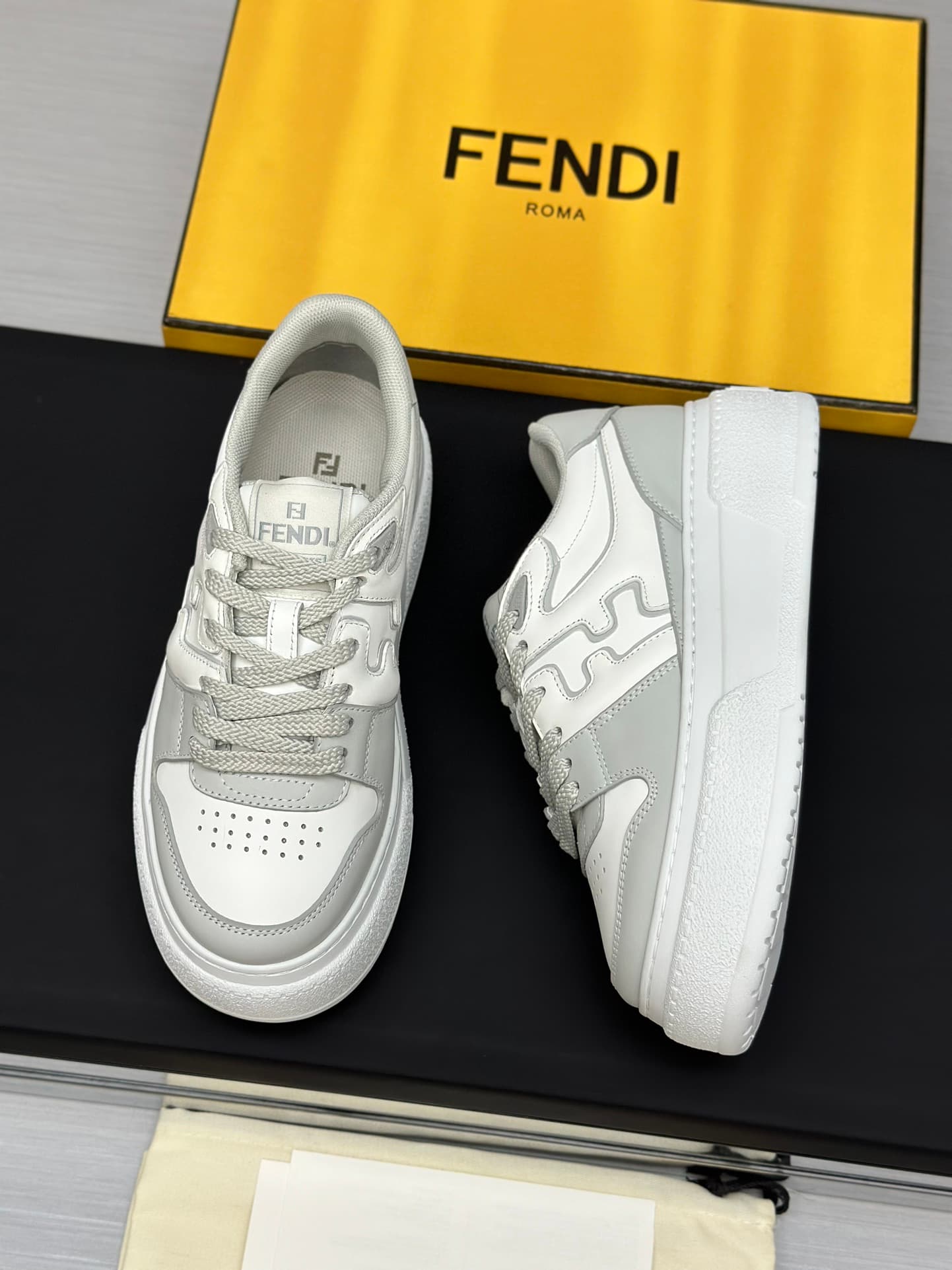 D8903 Running distance factory price 💰 Fendi 24ss thick heel match series, couple style, casual, sport shoes — image 7