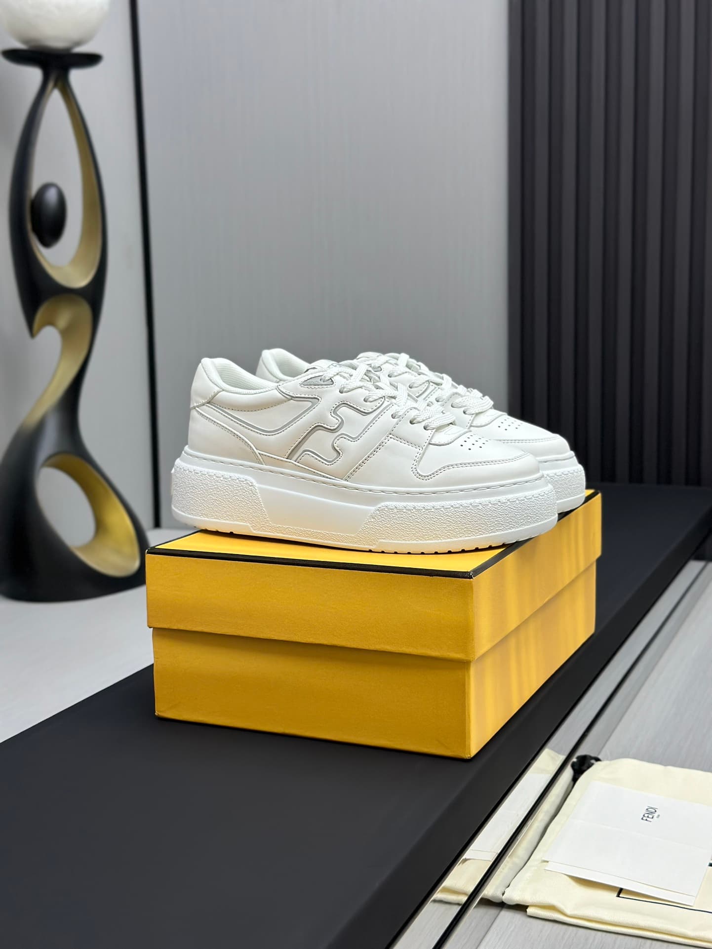 D8902 Running distance factory price 💰 Fendi 24ss thick heel match series, couple style, casual, sports shoes — image 2
