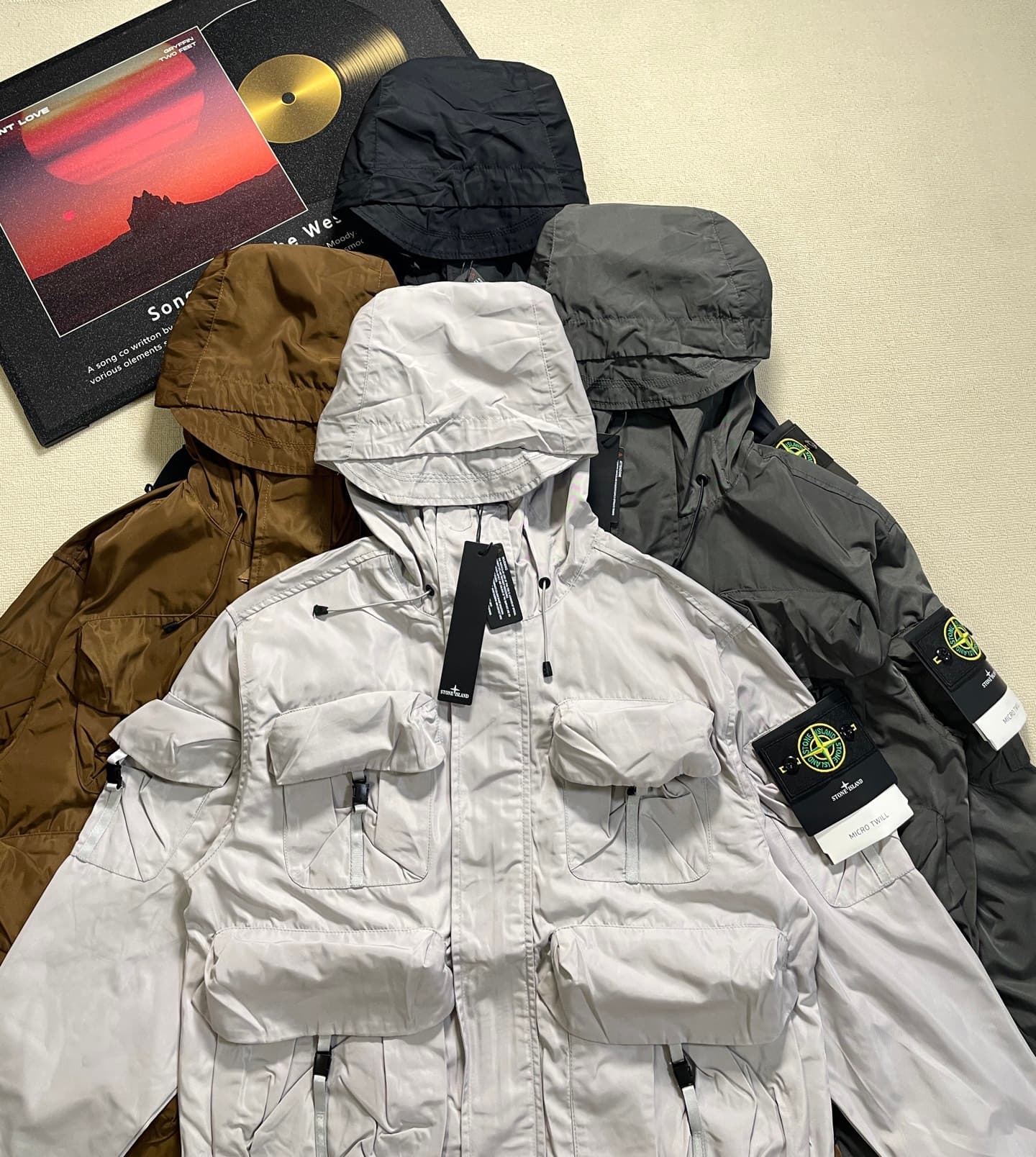 C12532 Stone Island three-dimension cutting technology functional heavy-duty windproof jacket — image 5