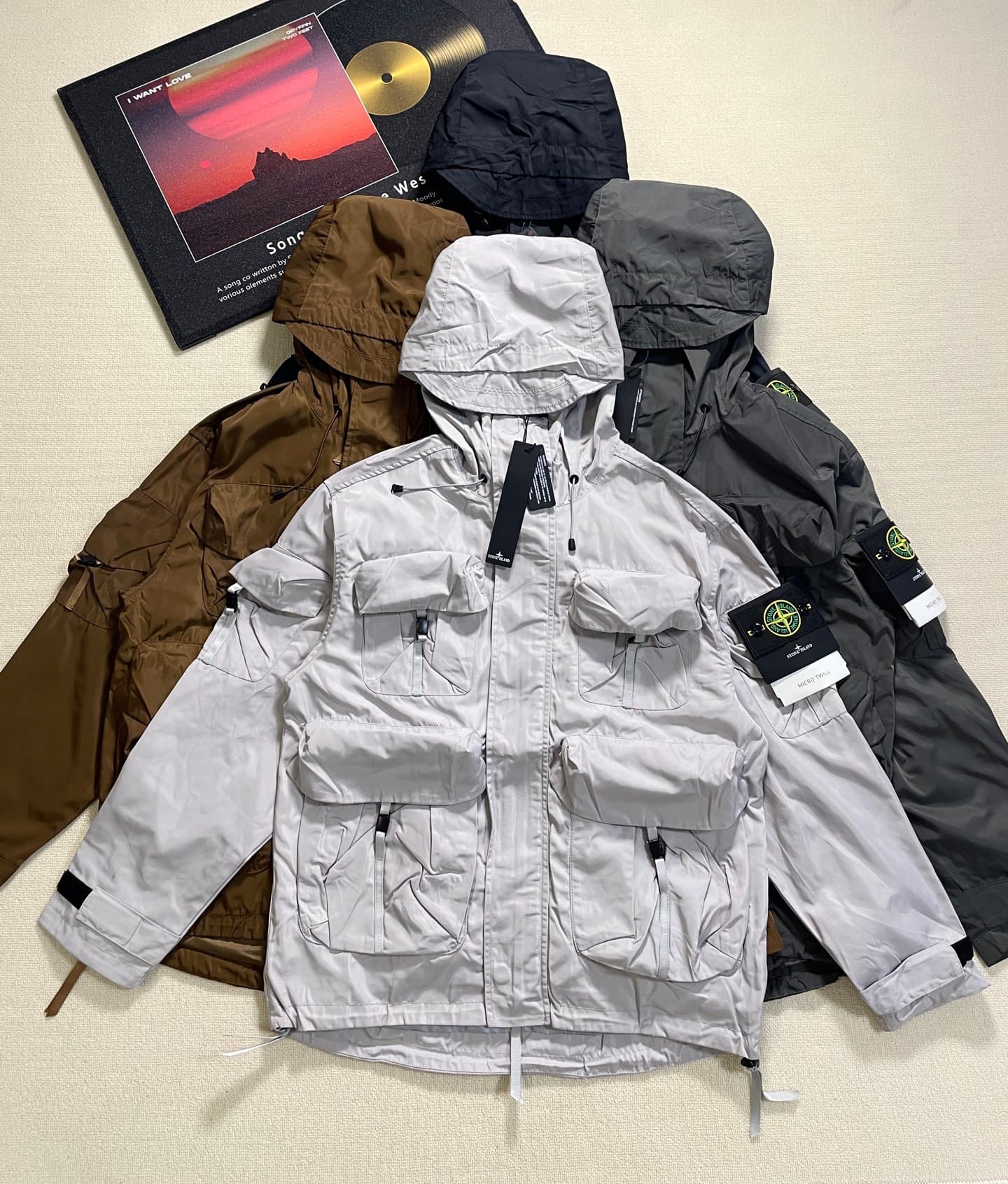 C12532 Stone Island three-dimension cutting technology functional heavy-duty windproof jacket — image 4