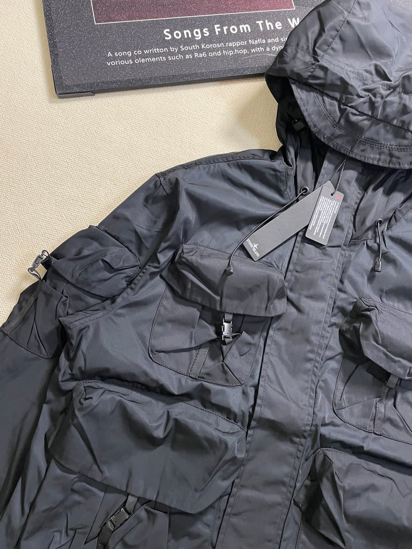 C12529 Real photos of black details # — image 5