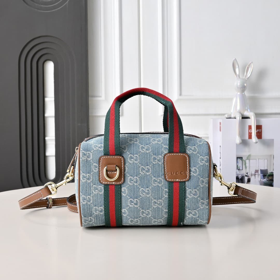 C3892 [Factory Direct Sale] Upgraded version. Inspired by Gucci’s iconic travel bag design, the brand has introduced the Mini GG handbag. This handbag is made from soft GG monogram fabric, with web straps and detachable shoulder straps. It reimagines the  — image 1
