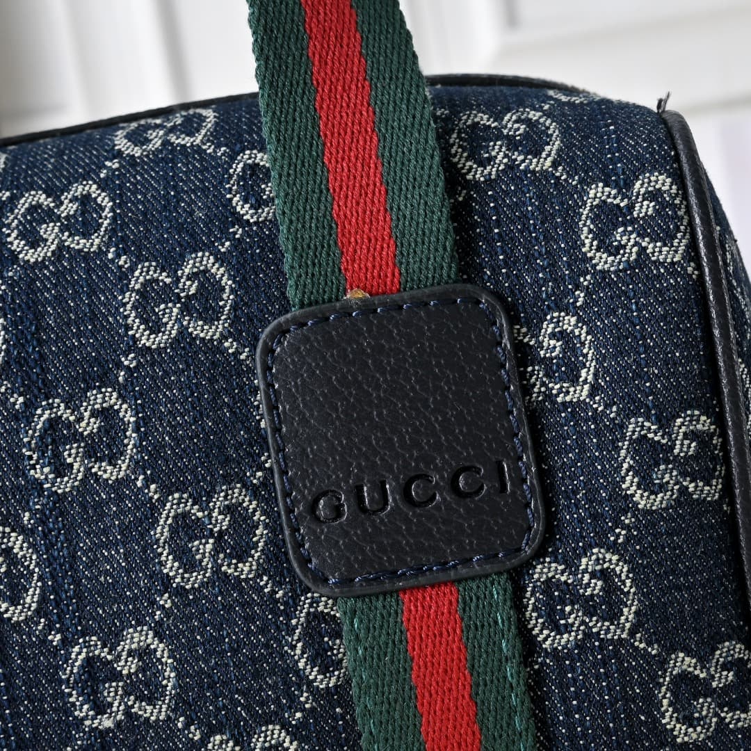 C3889 [Factory Direct Sale] Upgraded version. Inspired by Gucci’s iconic travel bag design, the brand has introduced the Mini GG handbag. This handbag is made from soft GG monogram cotton fabric, with web straps on the handles and a detachable shoulder st — image 5