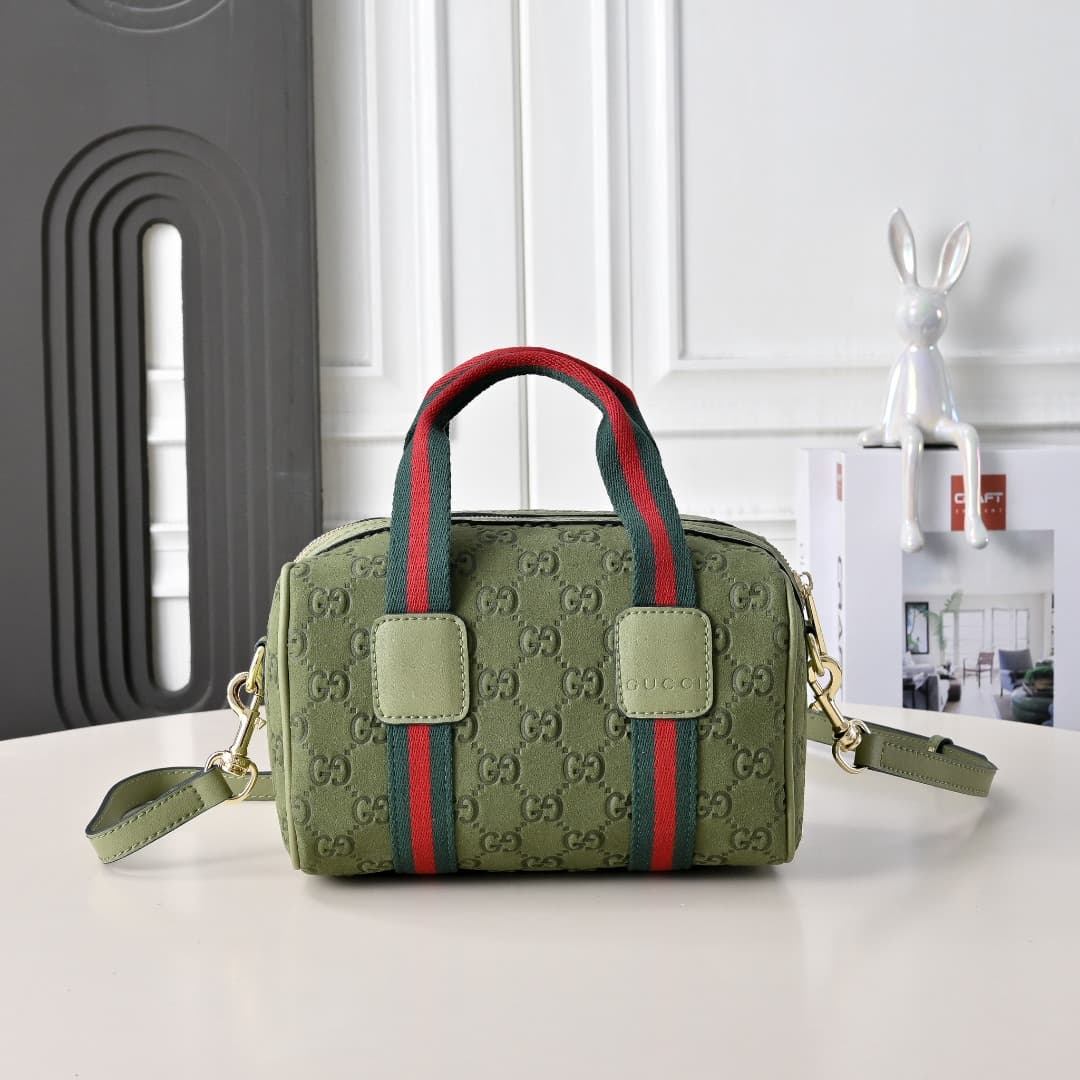 C3894 [Factory Direct Sale] Upgraded version. Inspired by Gucci’s iconic travel bag design, the brand has introduced the Mini GG handbag. This handbag is made from soft GG monogram cotton fabric, and features a Web strap handle as well as a detachable sho — image 2