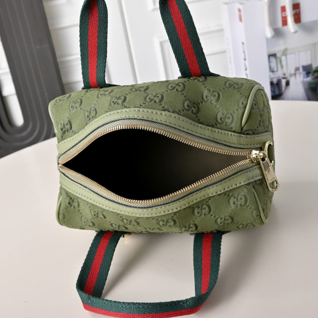 C3894 [Factory Direct Sale] Upgraded version. Inspired by Gucci’s iconic travel bag design, the brand has introduced the Mini GG handbag. This handbag is made from soft GG monogram cotton fabric, and features a Web strap handle as well as a detachable sho — image 8