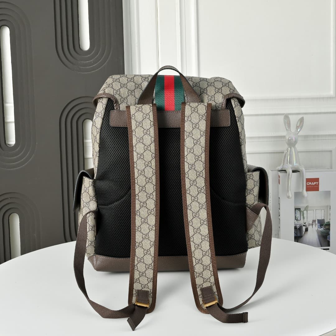 C3884 [Exclusive Background] Real-life photos, original version upgraded 🔥 High-quality artificial canvas combined with distinct high-tech mesh details; the design concept is inspired by mountain climbing. The two distinctive brand elements—patterns and s — image 2