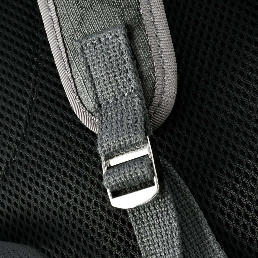 C3883 [Exclusive Background] Real-life photos, original version upgraded 🔥 High-quality artificial canvas combined with distinct high-tech mesh details; the design concept is inspired by mountain climbing. The two distinctive brand elements—patterns and s — image 6