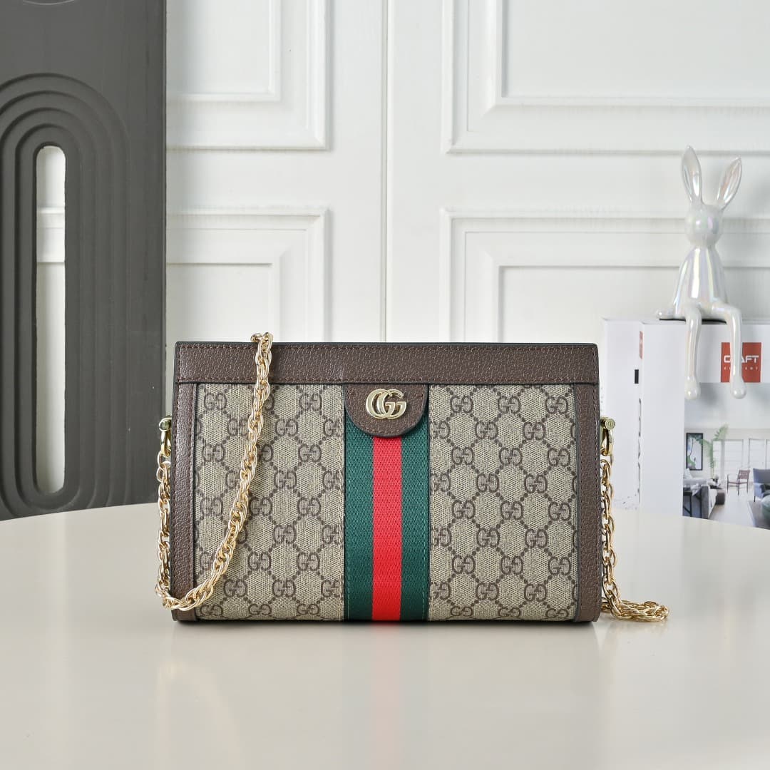 C3973 [Exclusive Background] Real photos of the product; original version upgraded 🔥 Ophidia collection with embroidered ribbed stripes, highlighting a vintage/retro design. The style has a structured look, securely closed with magnetic buttons, with leat — image 1