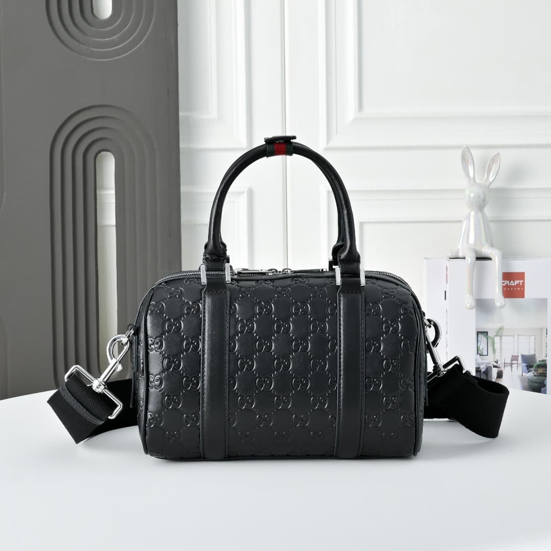 C3899 [Exclusive Background] Real photos of the product, original version upgraded 🔥 Super Double G collection. From everyday wear to special occasions, various patterns that the brand loves add extra charm to these new leather items. This handbag is craf — image 2