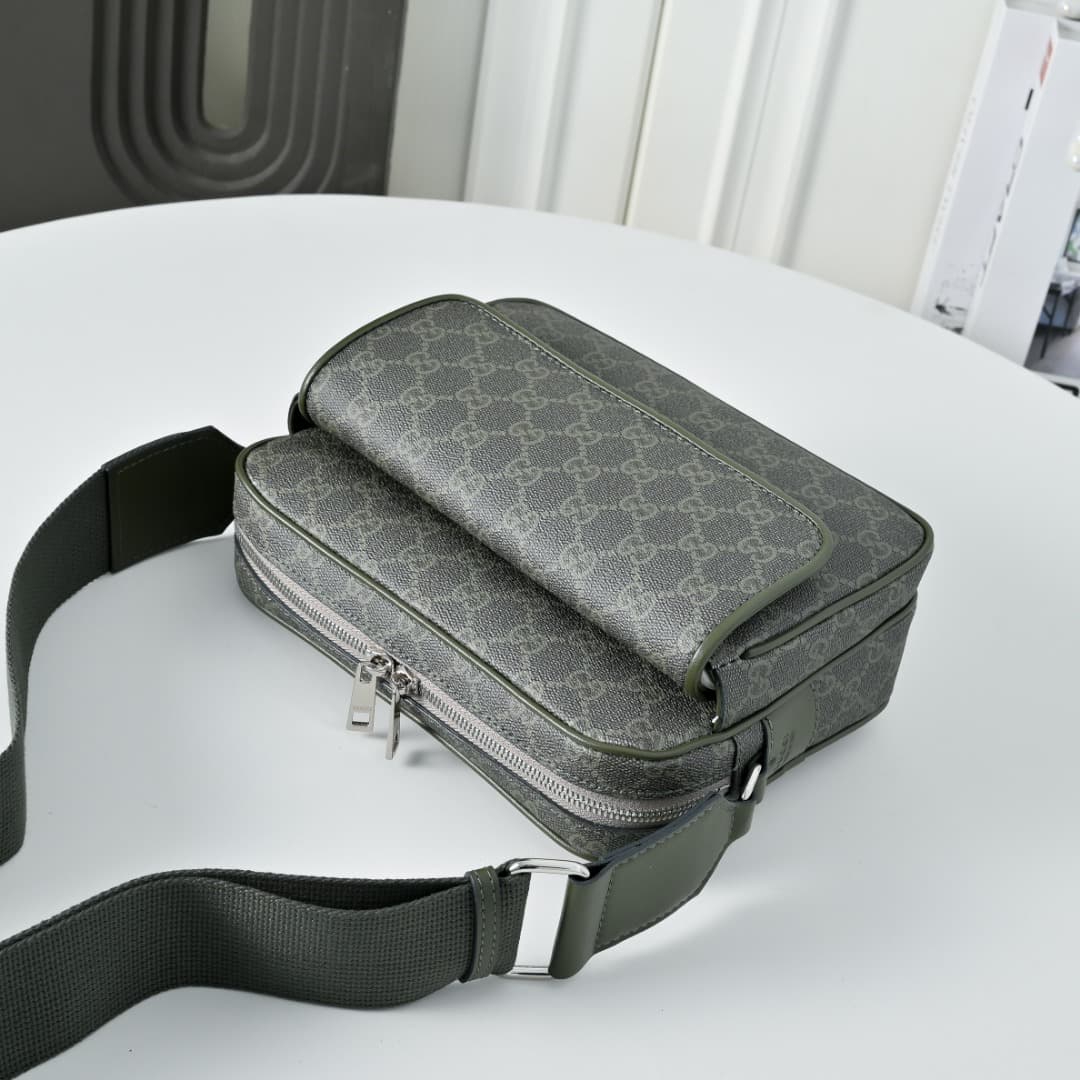 C3900 [Exclusive Background] Real-life photos, original version upgraded 🔥 Small-sized GG crossbody bag – selected from the Early Autumn collection. It’s an ideal choice for everyday styling. The accessories feature a classic letter pattern, interpreting  — image 7