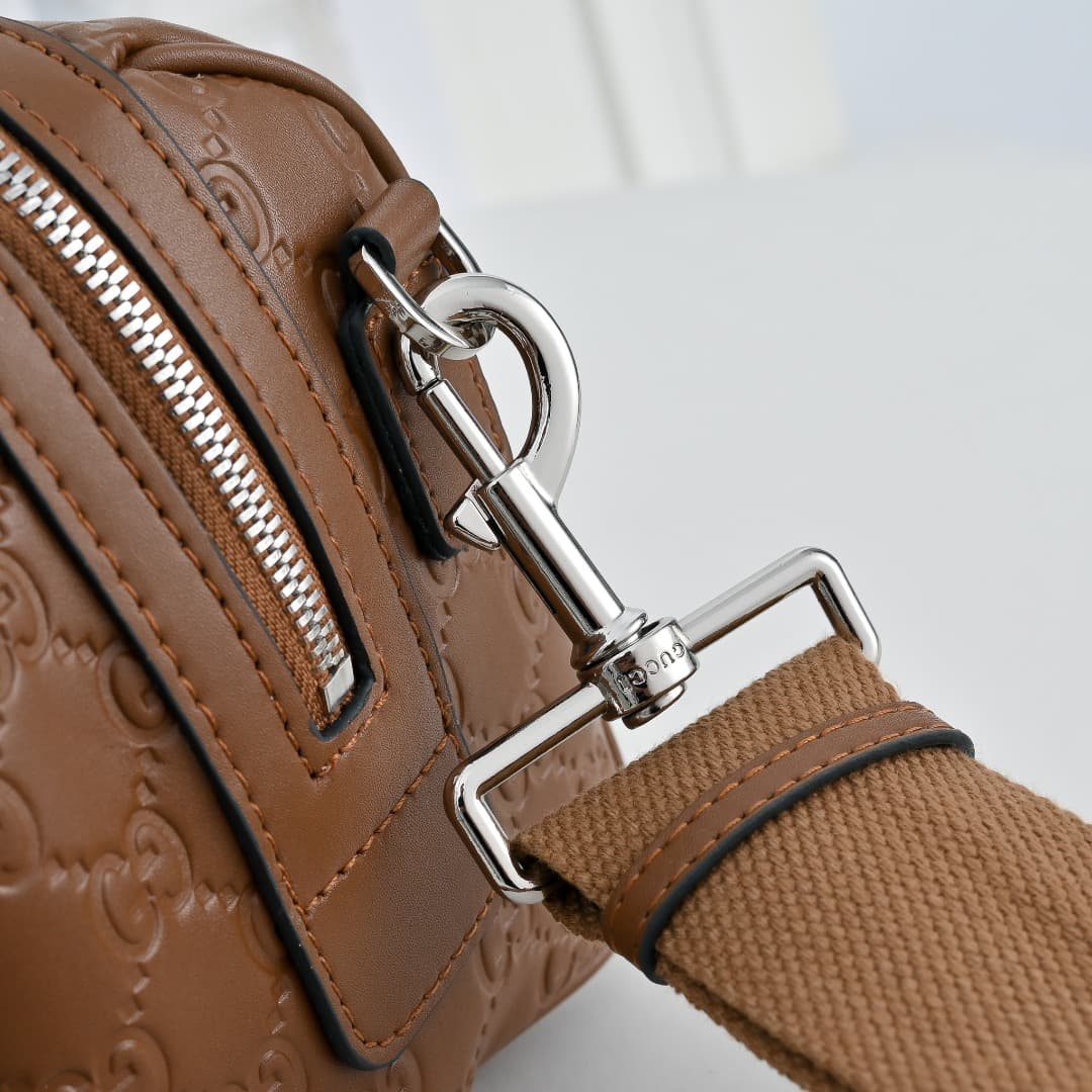 C3898 [Exclusive Background] Real-life photos, original version upgraded 🔥 Super Double G series – from everyday wear to special occasions, the various patterns beloved by the brand add extra charm to these new leather items. This handbag is crafted from  — image 6