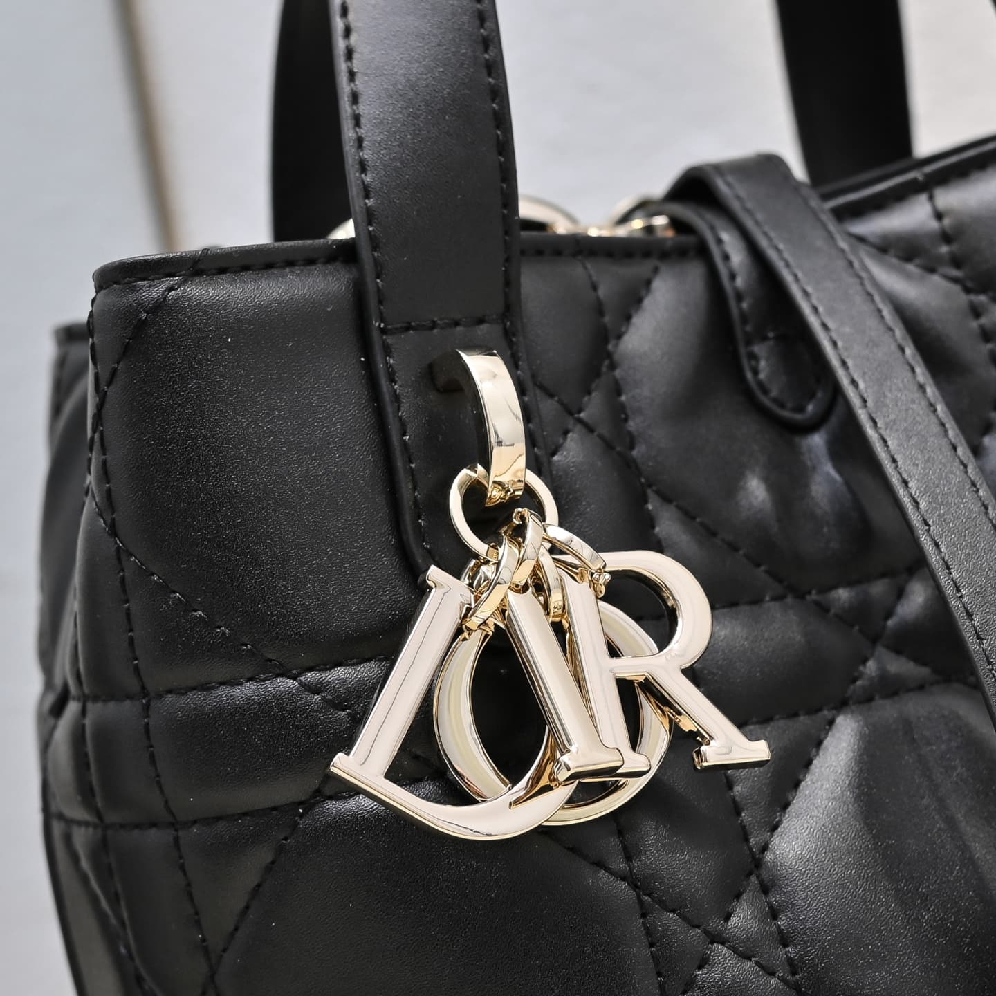 C1806 In stock!! — image 2