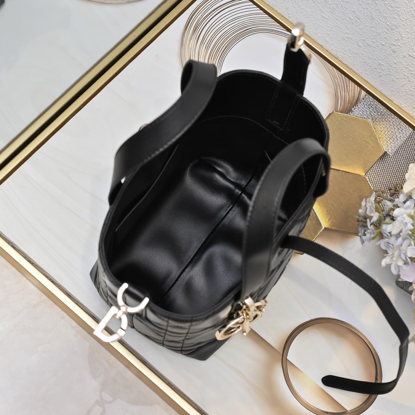 C1806 In stock!! — image 8