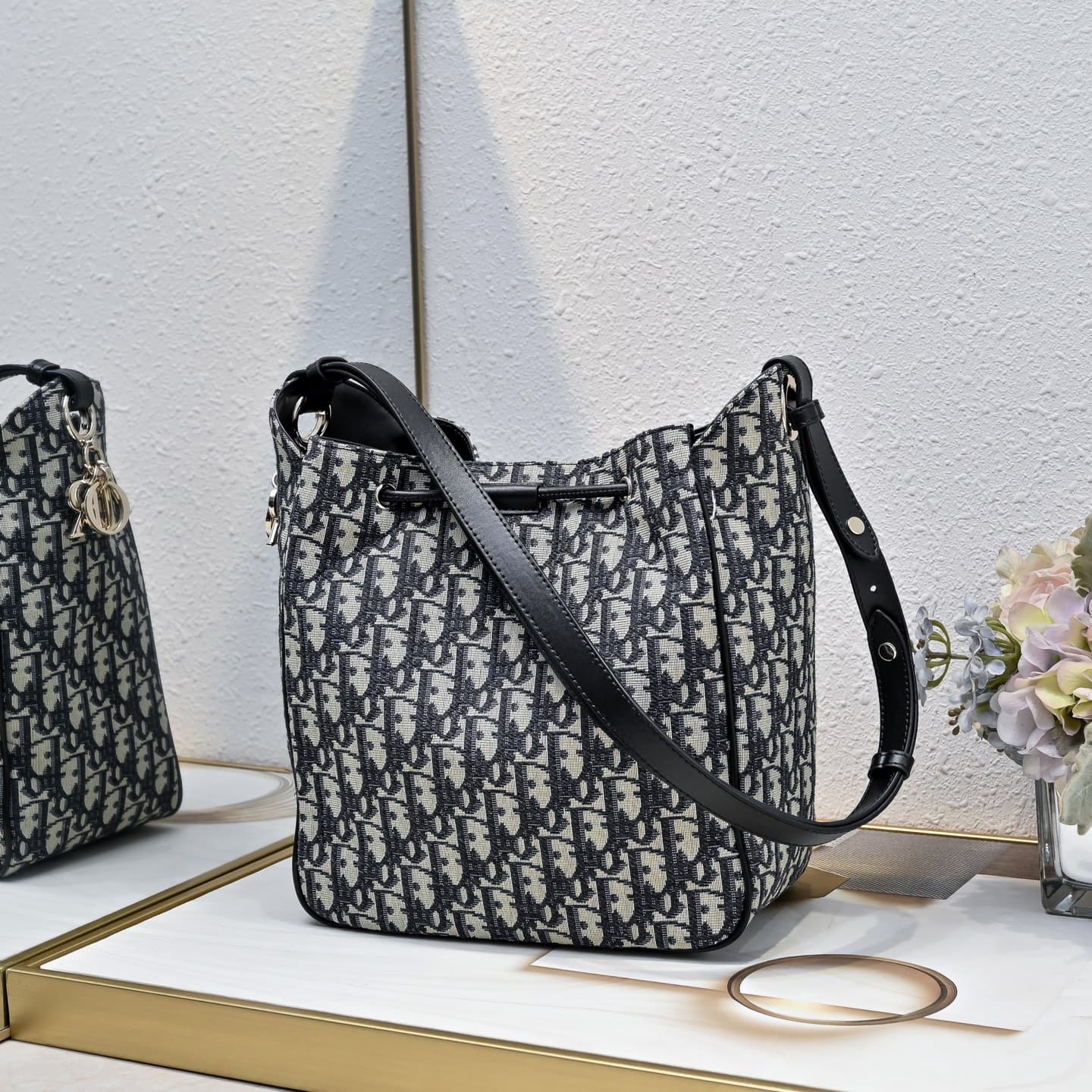 C1814 Large size  D- bag — image 3
