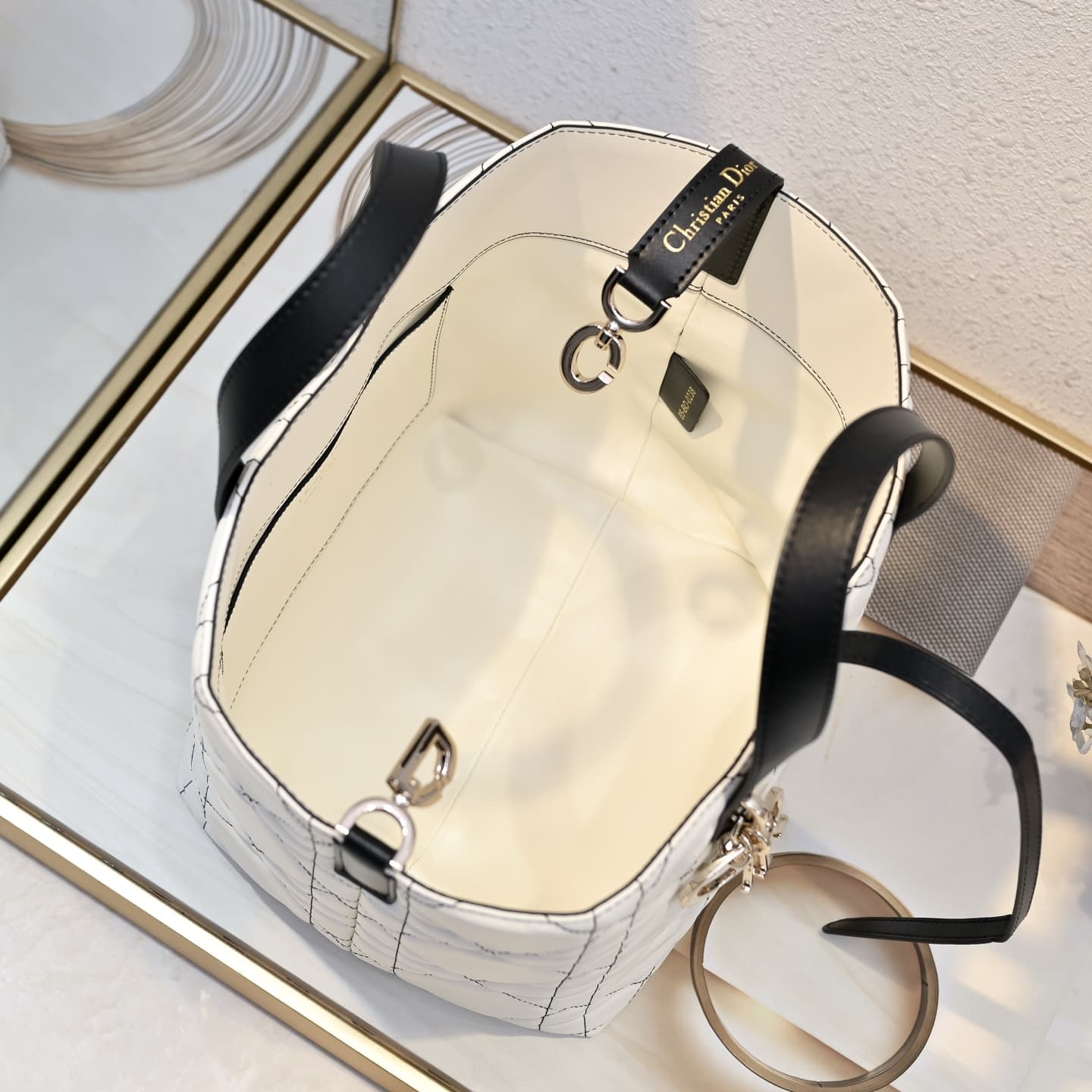 C1800 In stock!! — image 8