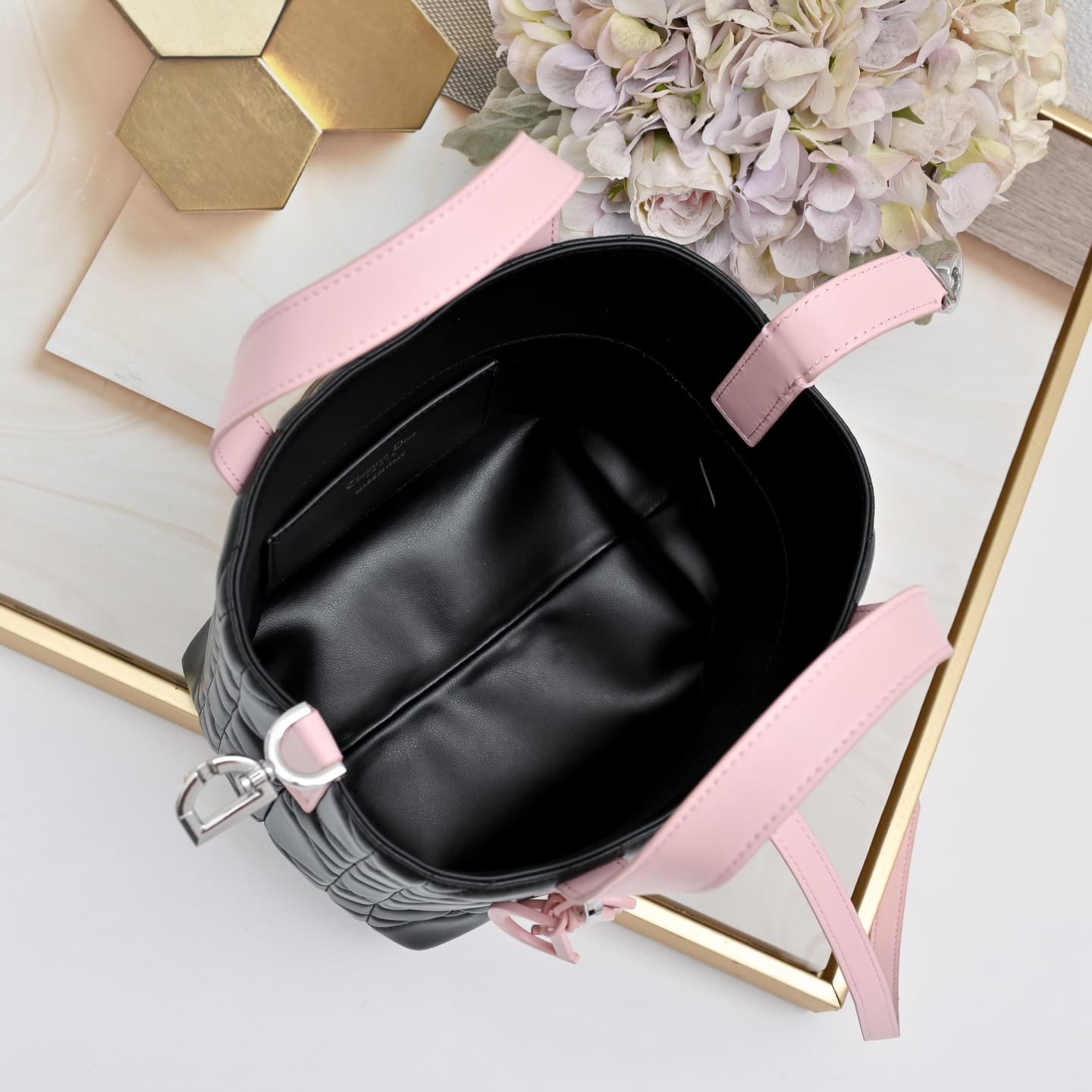 C1810 New colors available for sale. Toujours vertical handbag with mixed colors — image 7