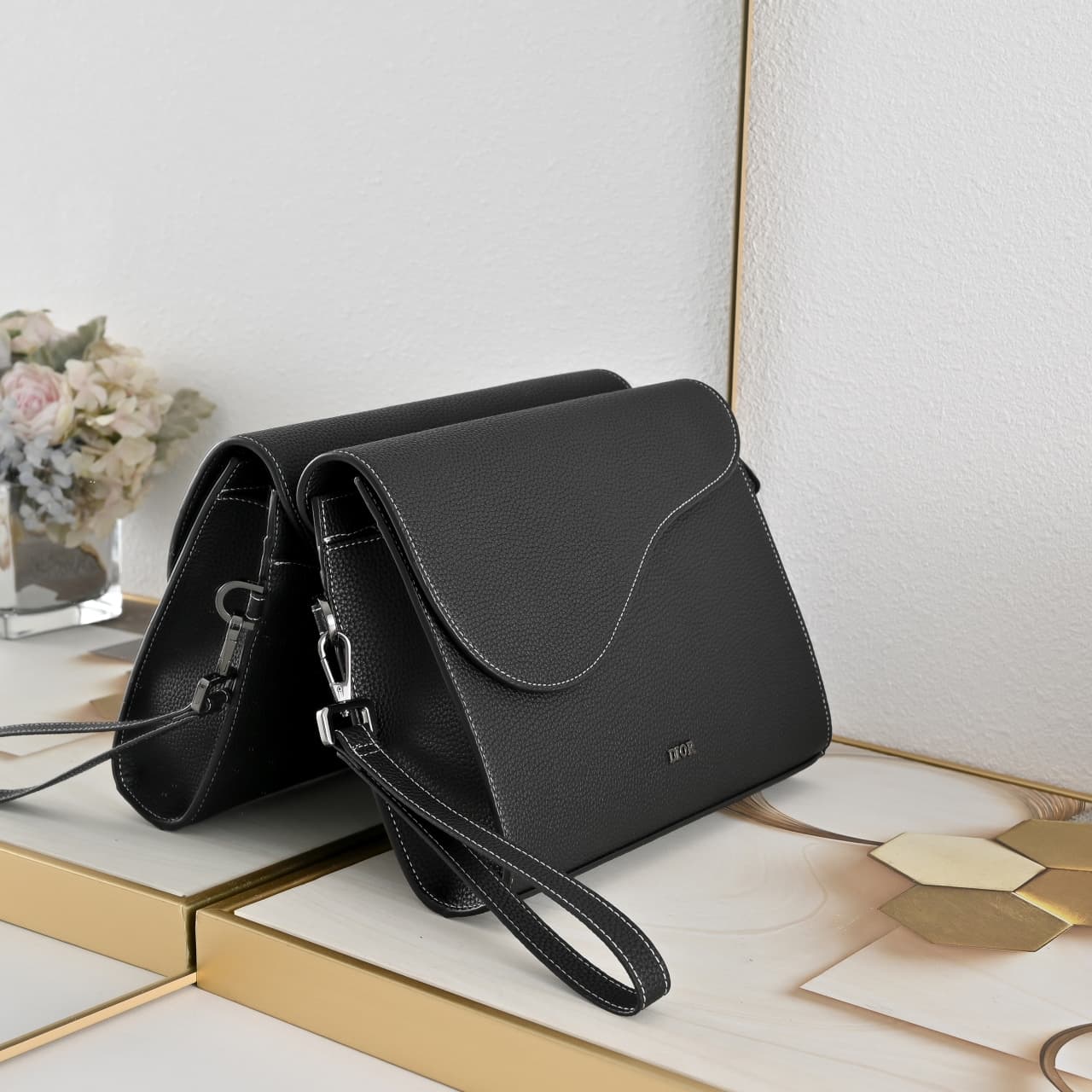 C1820 Full-skin design: This A5 triangular handbag is a new flagship product. It is crafted from beige and black Oblique print fabric, along with black suede leather with a flap design. The spacious zipper compartment can hold a smartphone, and there are  — image 3