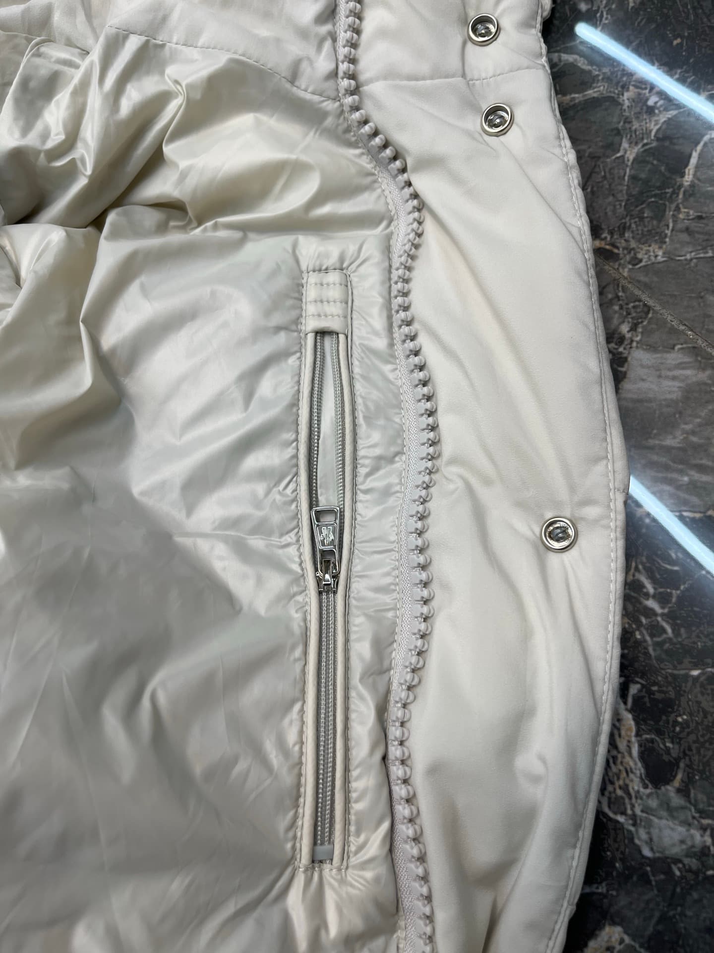 C11120 Super-grade goose down coat — image 8