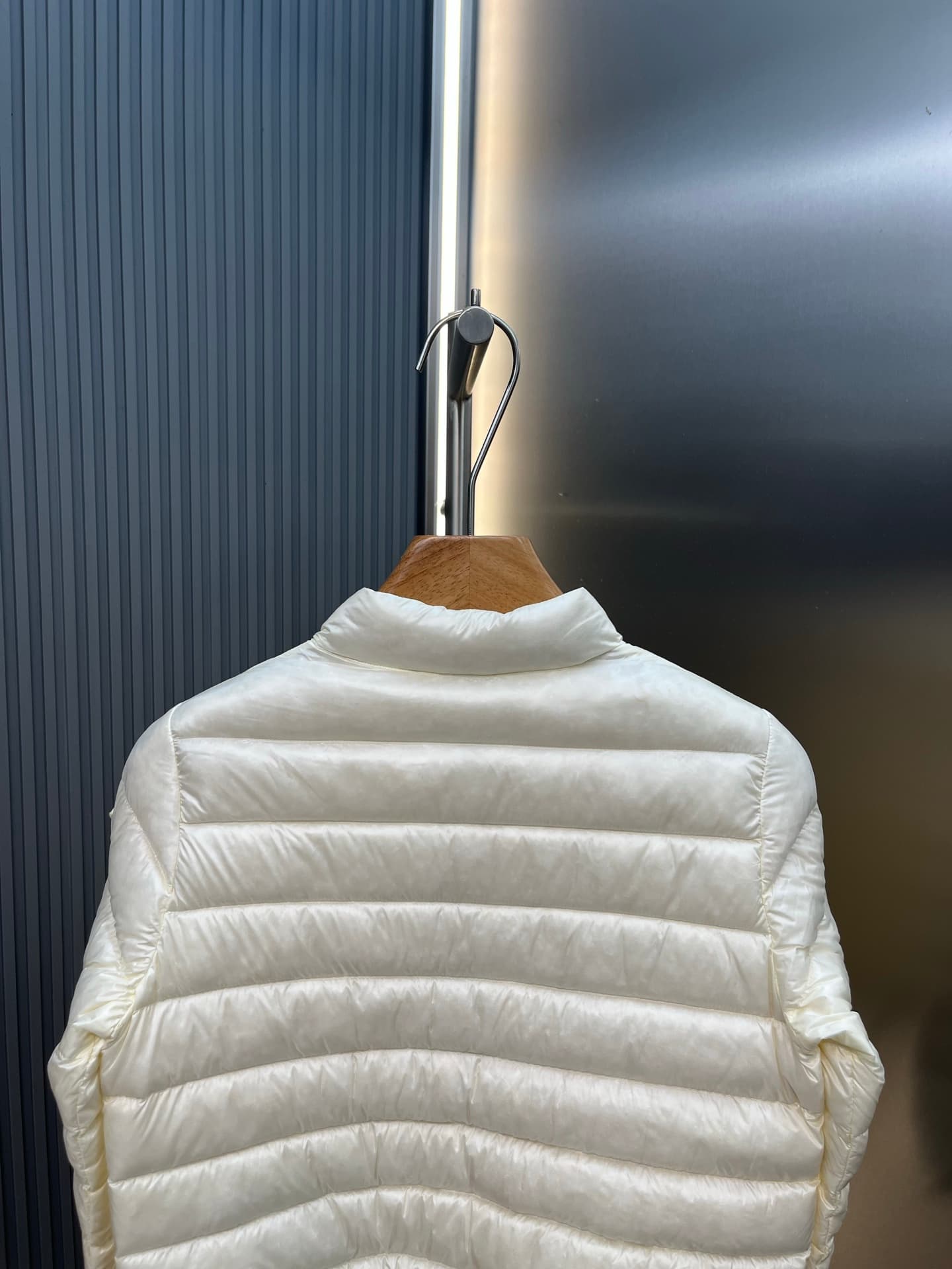 C11107 95 velvet, equipped with a dedicated counter for dust prevention — image 4