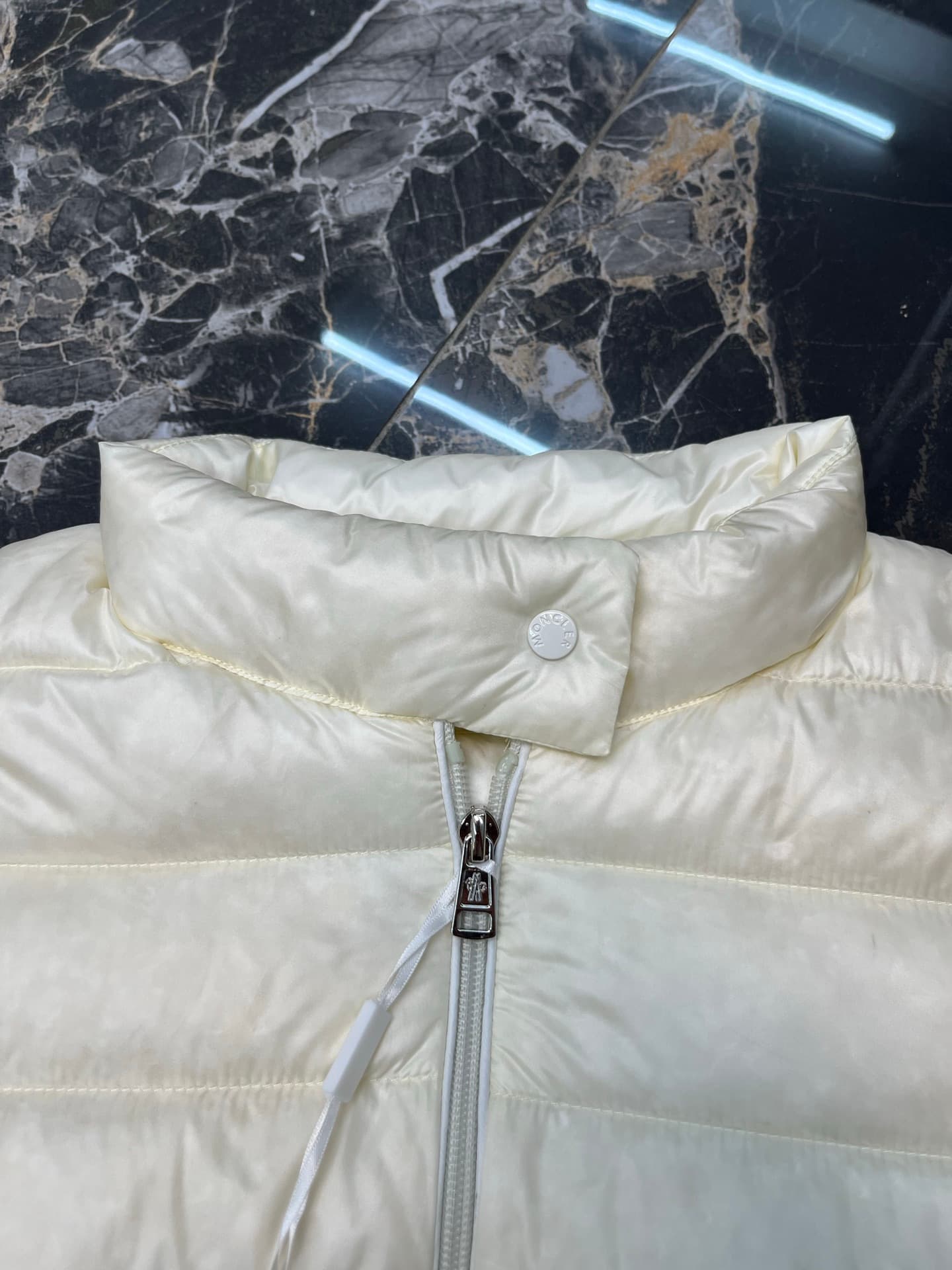 C11107 95 velvet, equipped with a dedicated counter for dust prevention — image 5