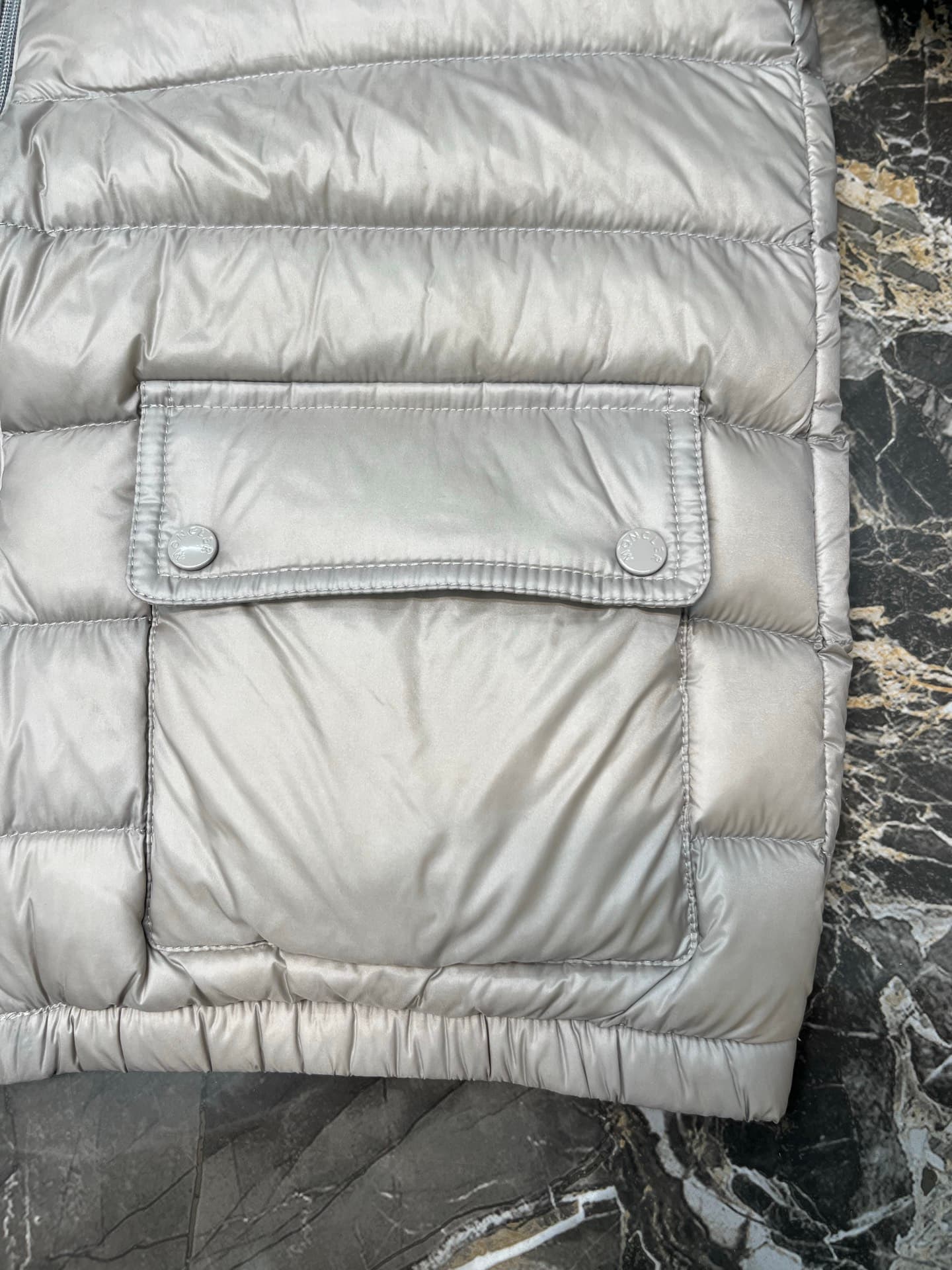 C11103 95 velvet is used in special counters to prevent dust. — image 6