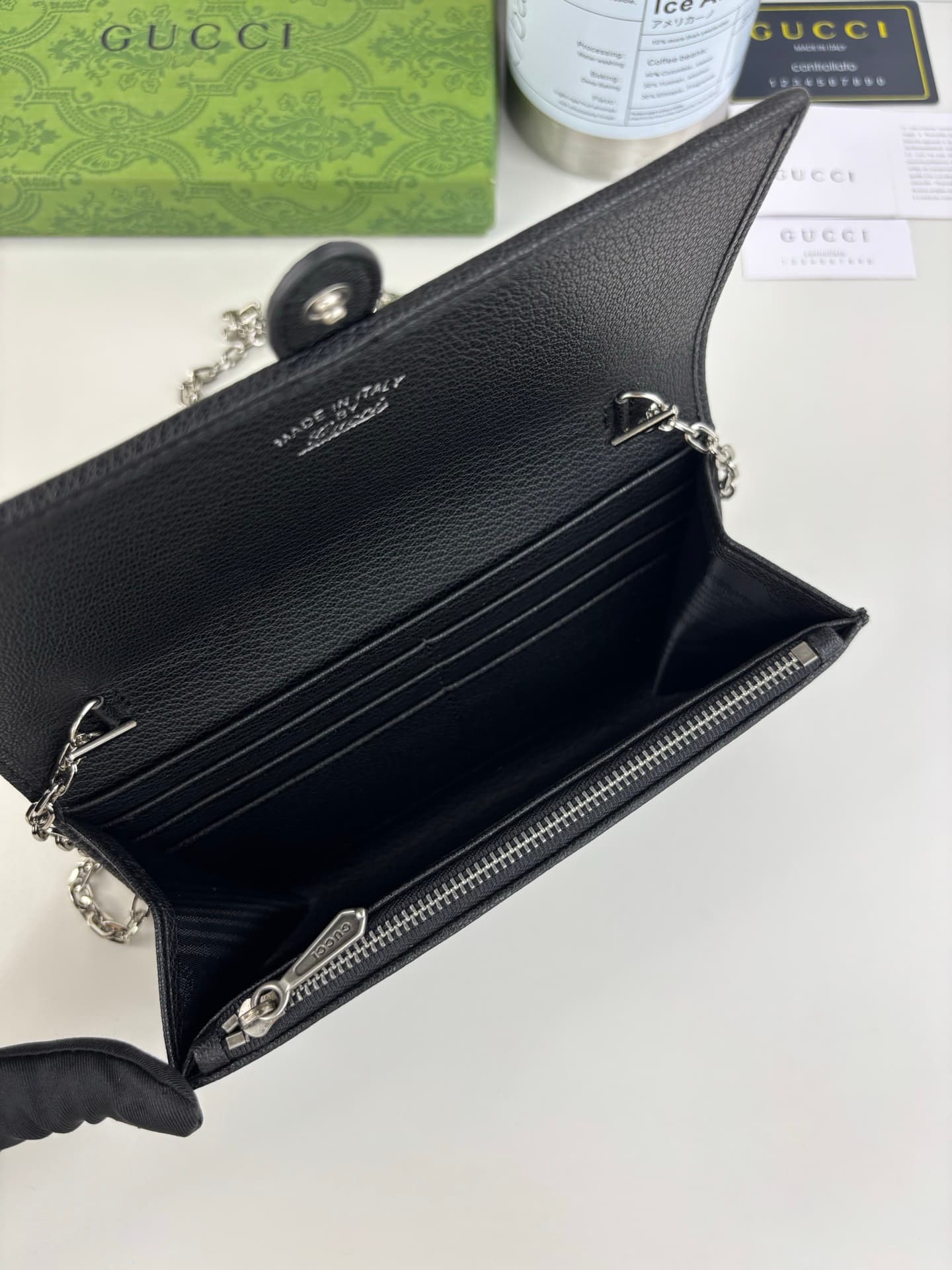 C3952 90GUCCl2026 The  collection/series has just been launched. The new compact leather design pays tribute to the Jackie 1961 series with a modern aesthetic. This handbag is crafted from lightweight yet structured GG canvas, featuring piston closures an — image 5
