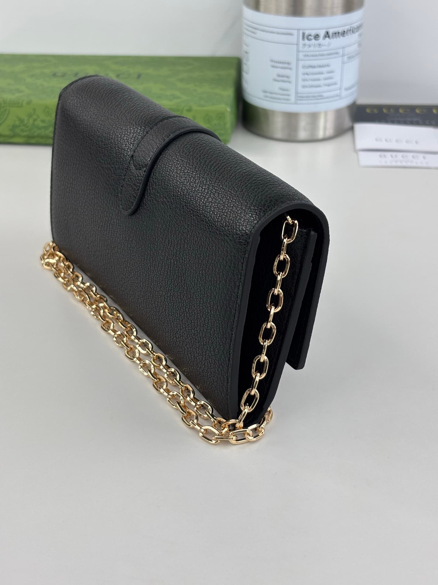 C3956 GUCCl2026 spring/summer collection is now available. The new small accessories collection features a design inspired by Gucci Jackie 1961 series, reinterpreting the classics with a modern style. This item can be carried on one shoulder. The carefull — image 3