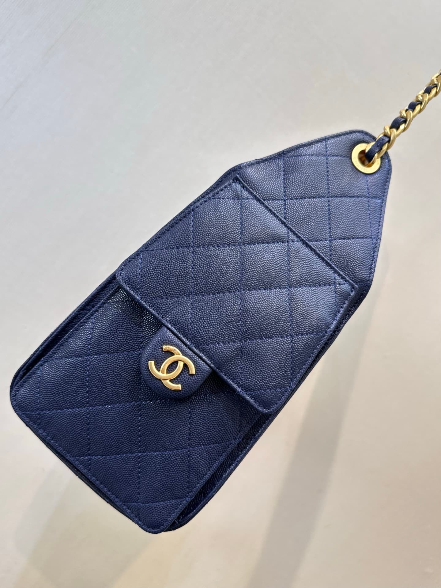 C718 5293/5311 Chanel25, Chanel’s another bag named after a number — image 4