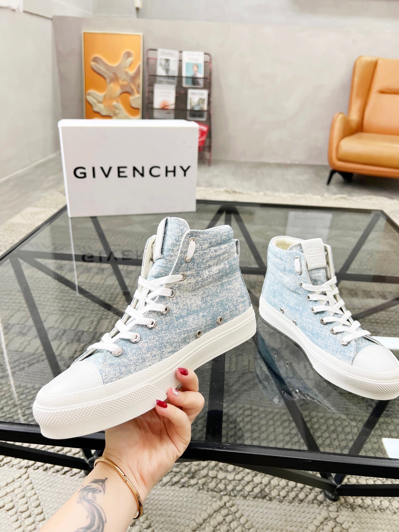 D1 real 💰  J  🔍 Top purchasing agents 🇮🇹 Ji Pao Street Couple 👫 New high top boots are coming, a super popular sports hot item in the counter. The original factory is equipped with Italian imported cowhide and fabric, with a classic appearance and a new s — image 4
