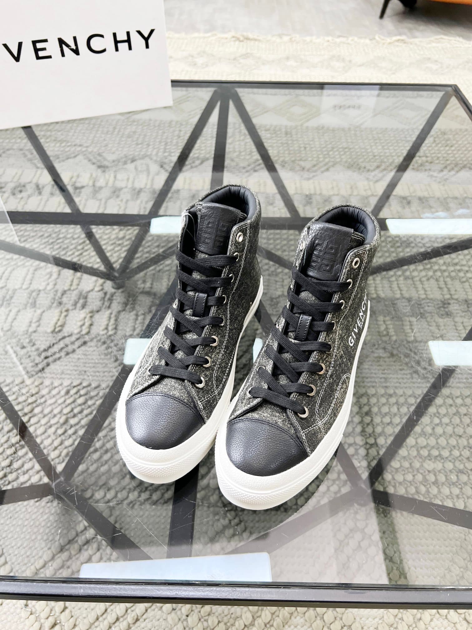 D4 real 💰  J  🔍 Top purchasing agents 🇮🇹 Ji Pao Street Couple 👫 New high top boots are coming, a super popular sports hot item in the counter. The original factory is equipped with Italian imported cowhide and fabric, with a classic appearance and a new s — image 3