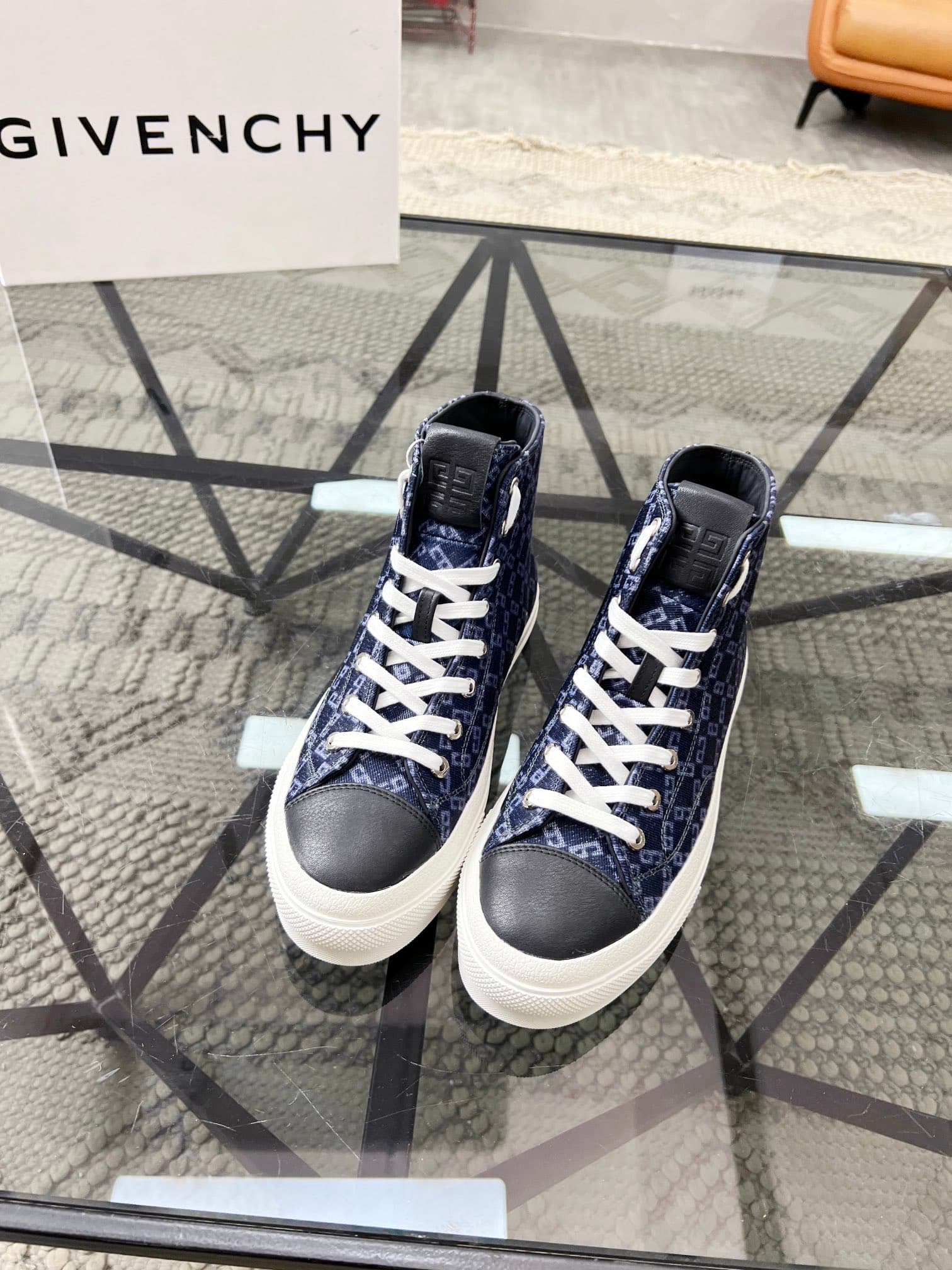 D8 real 💰  J  🔍 Top purchasing agents 🇮🇹 Ji Pao Street Couple 👫 New high top boots are coming, a super popular sports hot item in the counter. The original factory is equipped with Italian imported cowhide and fabric, with a classic appearance and a new s — image 3