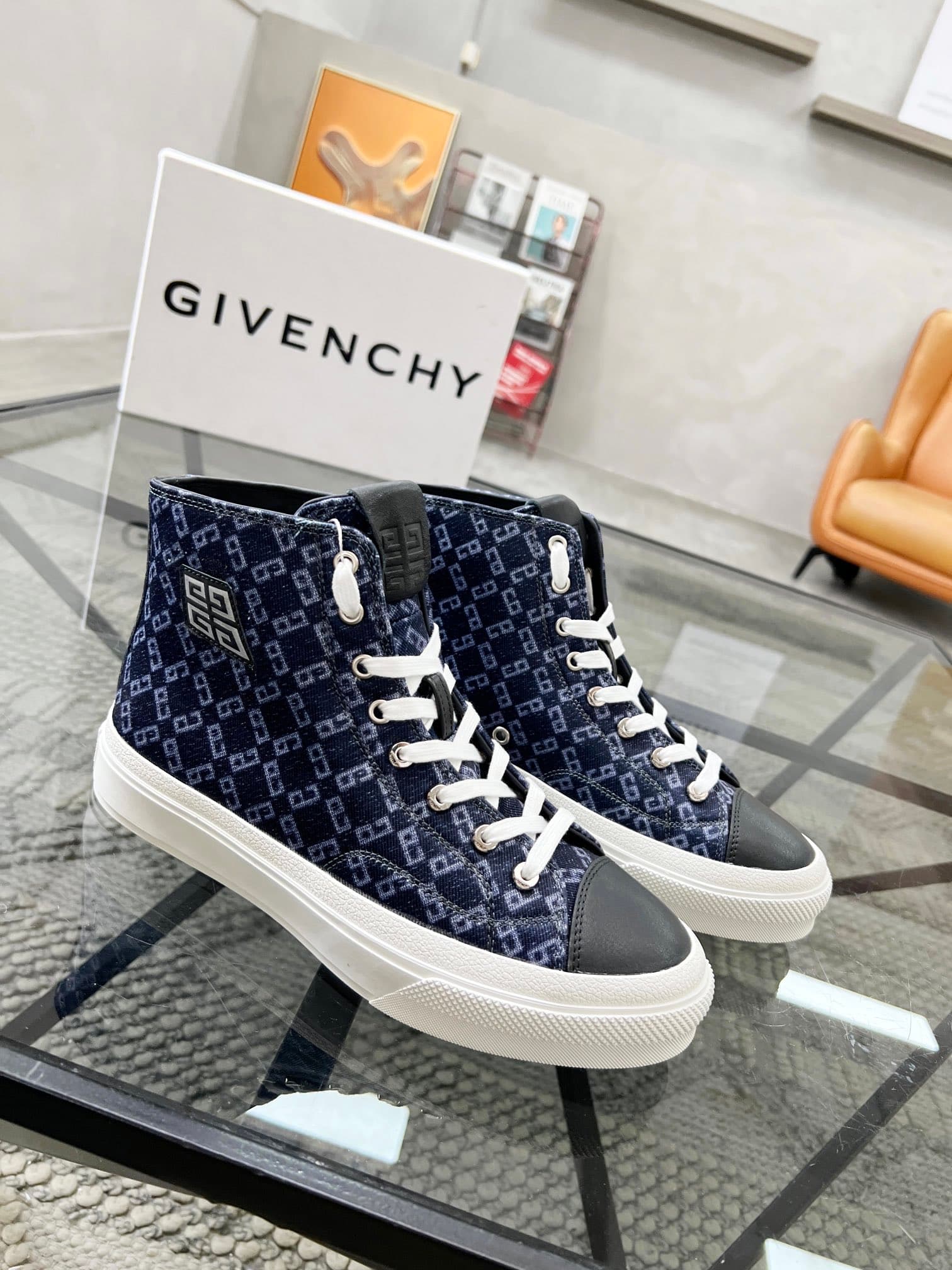 D8 real 💰  J  🔍 Top purchasing agents 🇮🇹 Ji Pao Street Couple 👫 New high top boots are coming, a super popular sports hot item in the counter. The original factory is equipped with Italian imported cowhide and fabric, with a classic appearance and a new s — image 2