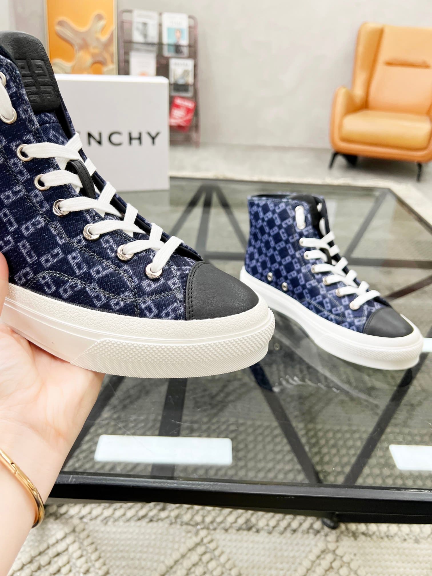 D8 real 💰  J  🔍 Top purchasing agents 🇮🇹 Ji Pao Street Couple 👫 New high top boots are coming, a super popular sports hot item in the counter. The original factory is equipped with Italian imported cowhide and fabric, with a classic appearance and a new s — image 6